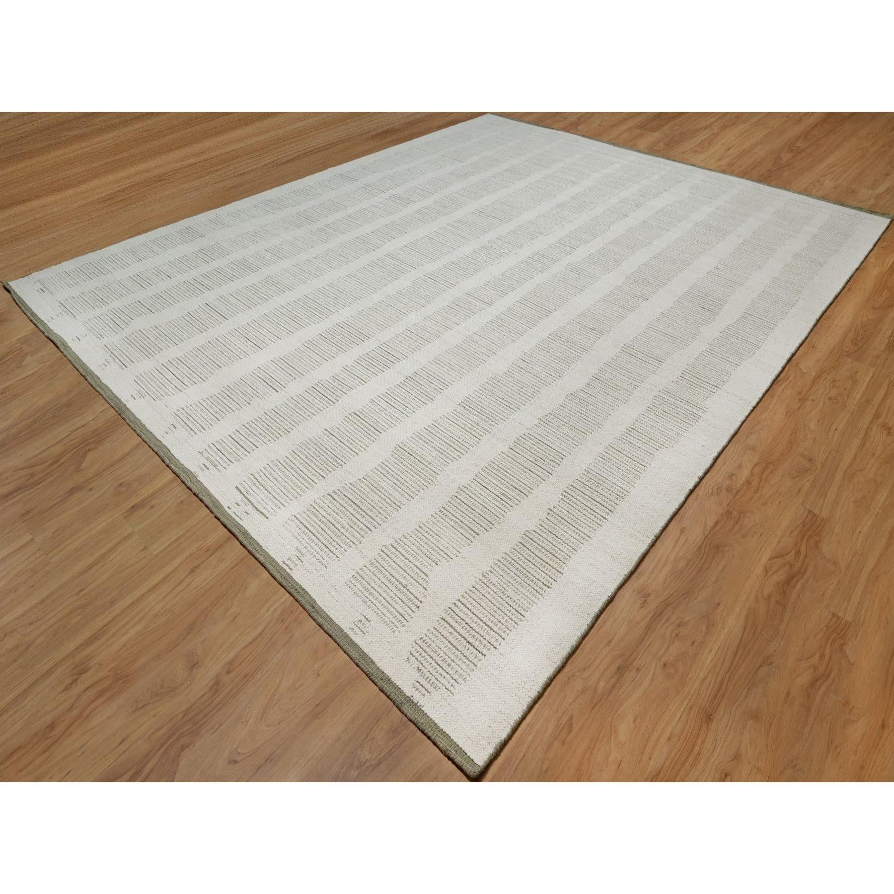 Modern 12'x15' Ivory Hand Woven Flat Weave with Textured Pile Natural Wool XL Rug For Sale