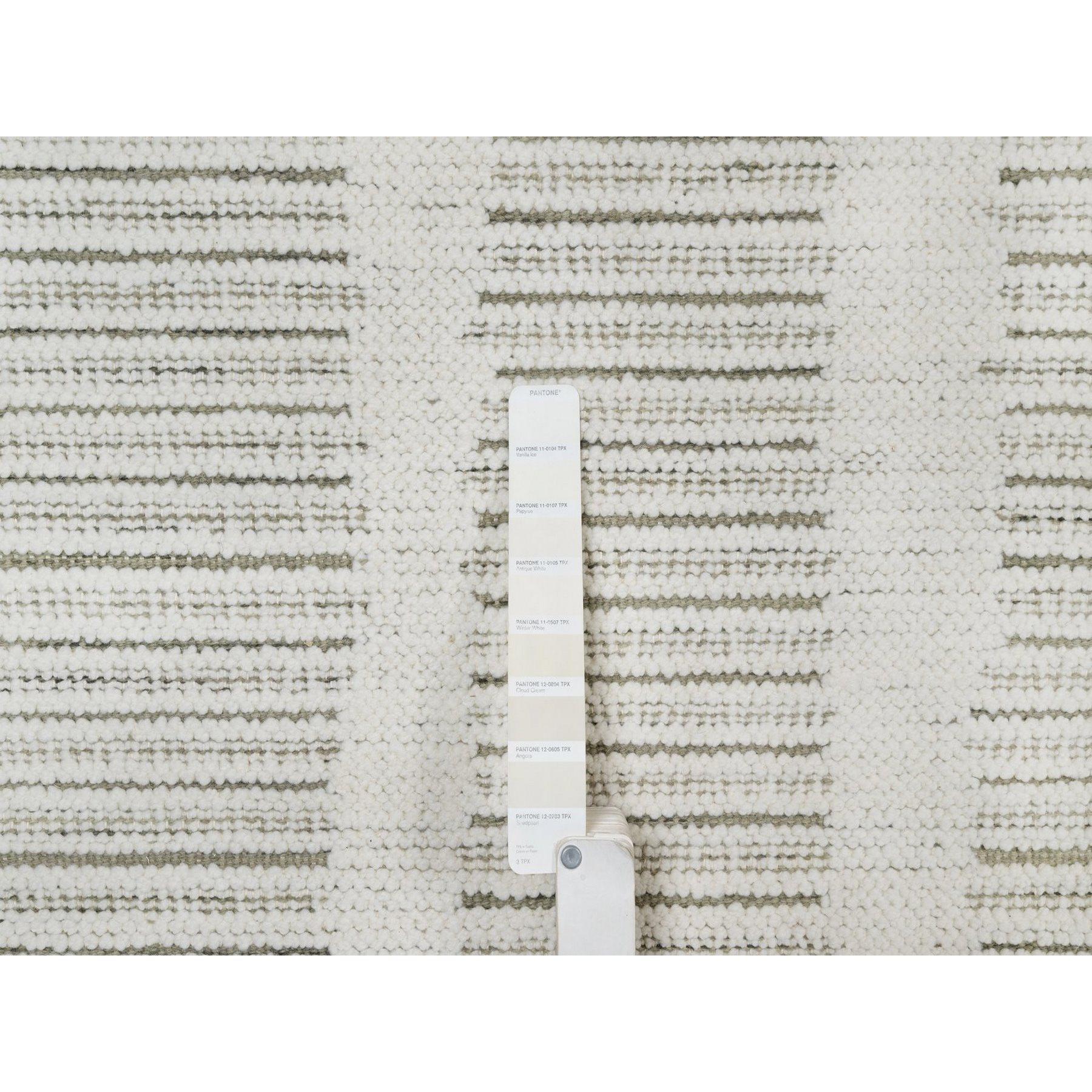 Contemporary 12'x15' Ivory Hand Woven Flat Weave with Textured Pile Natural Wool XL Rug For Sale