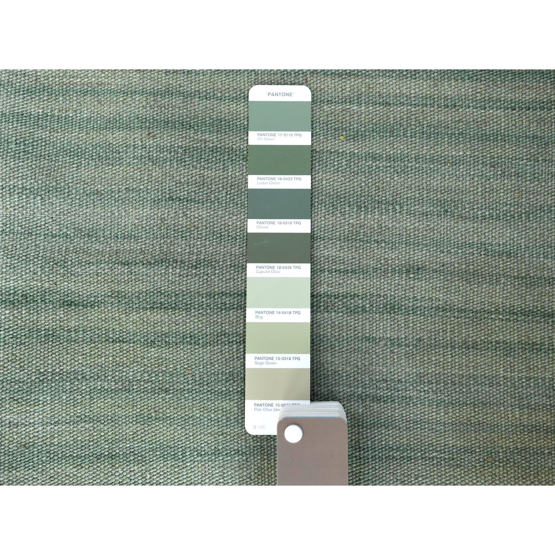 Noué à la main Tapis Kilim surdimensionné vert clair tissé à la main réversible 12'x15' en vente