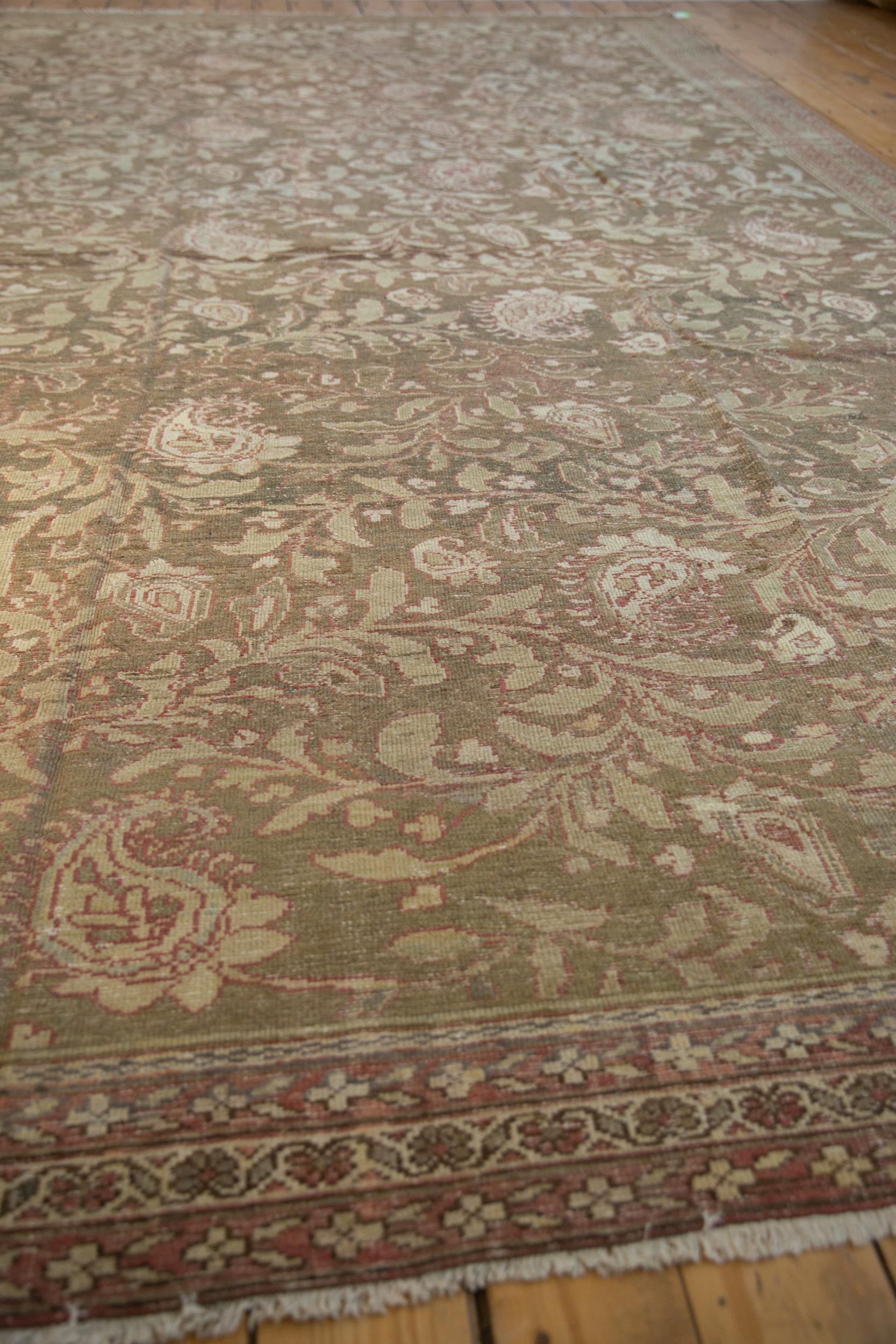 Vintage Distressed Malayer Carpet In Good Condition For Sale In Katonah, NY