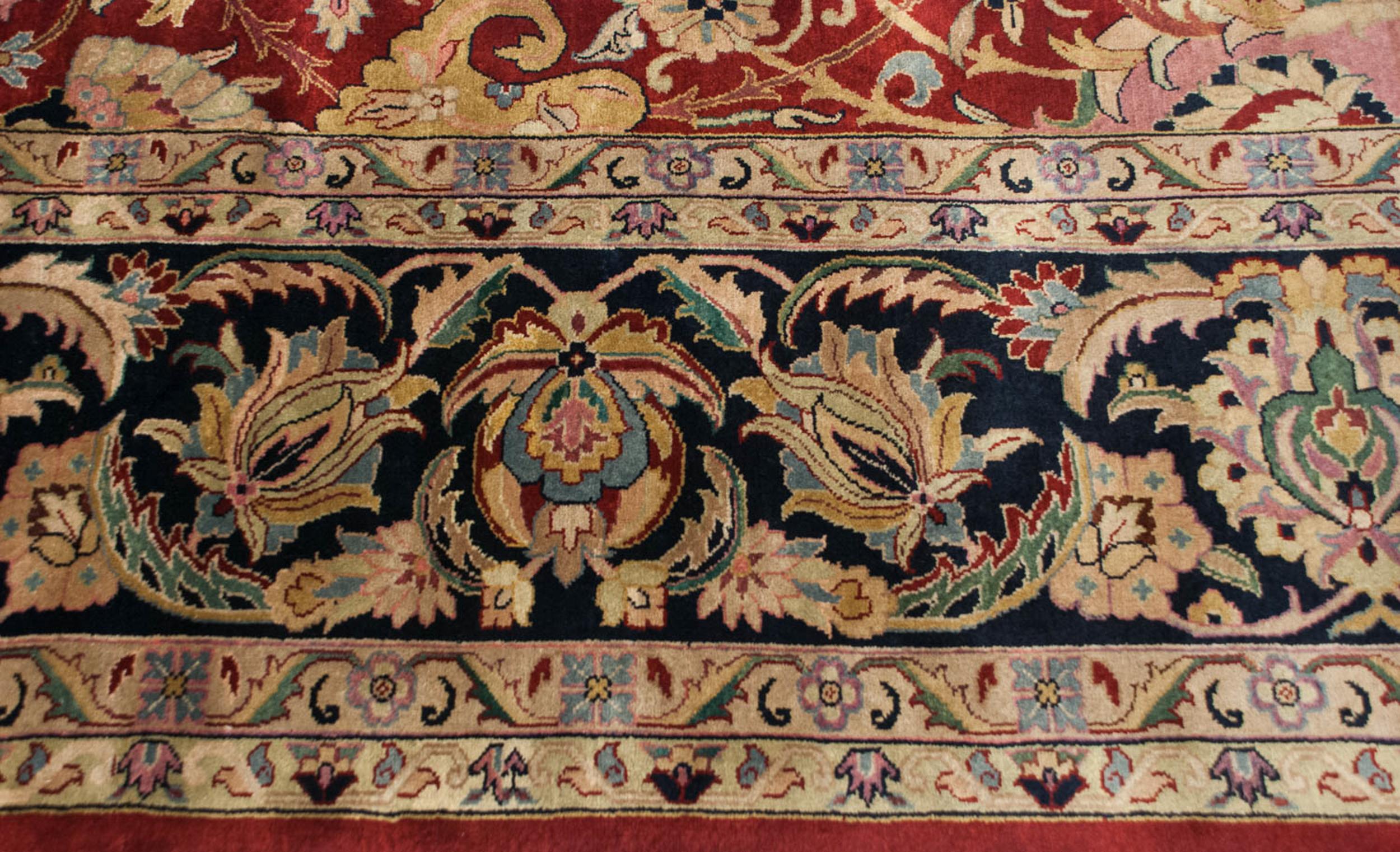 Laine Tapis indien vintage à motifs Isfahan en vente