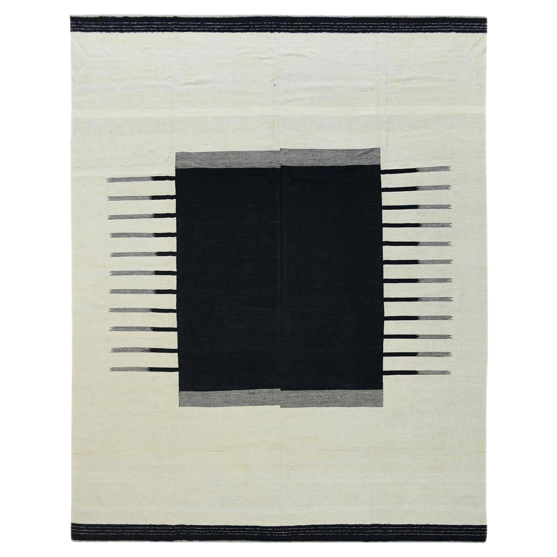 12
x15
1" Hand Woven Avant-Garde Design Flat Weave Kilim Wool Reversible Rug For Sale