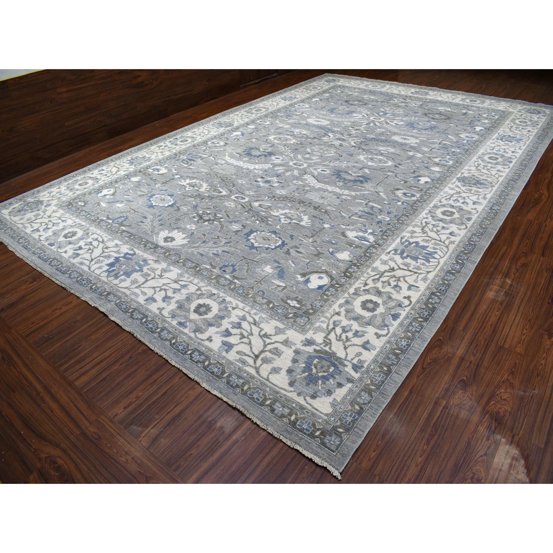 Noué à la main 12'x17'8