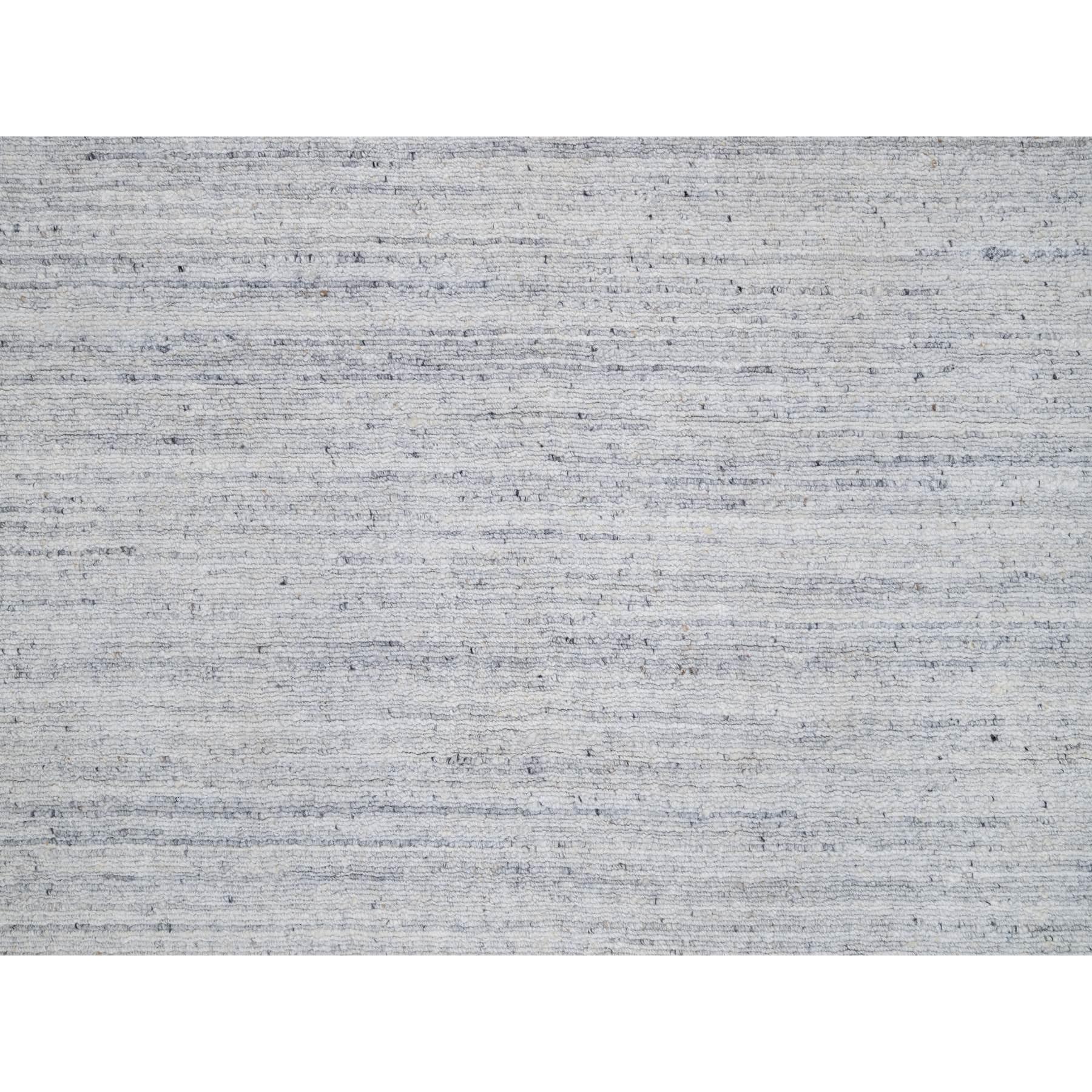 12'x18' Lily White Plain Modern Striae Design Handgewebter Teppich aus natürlicher Wolle im Angebot 2