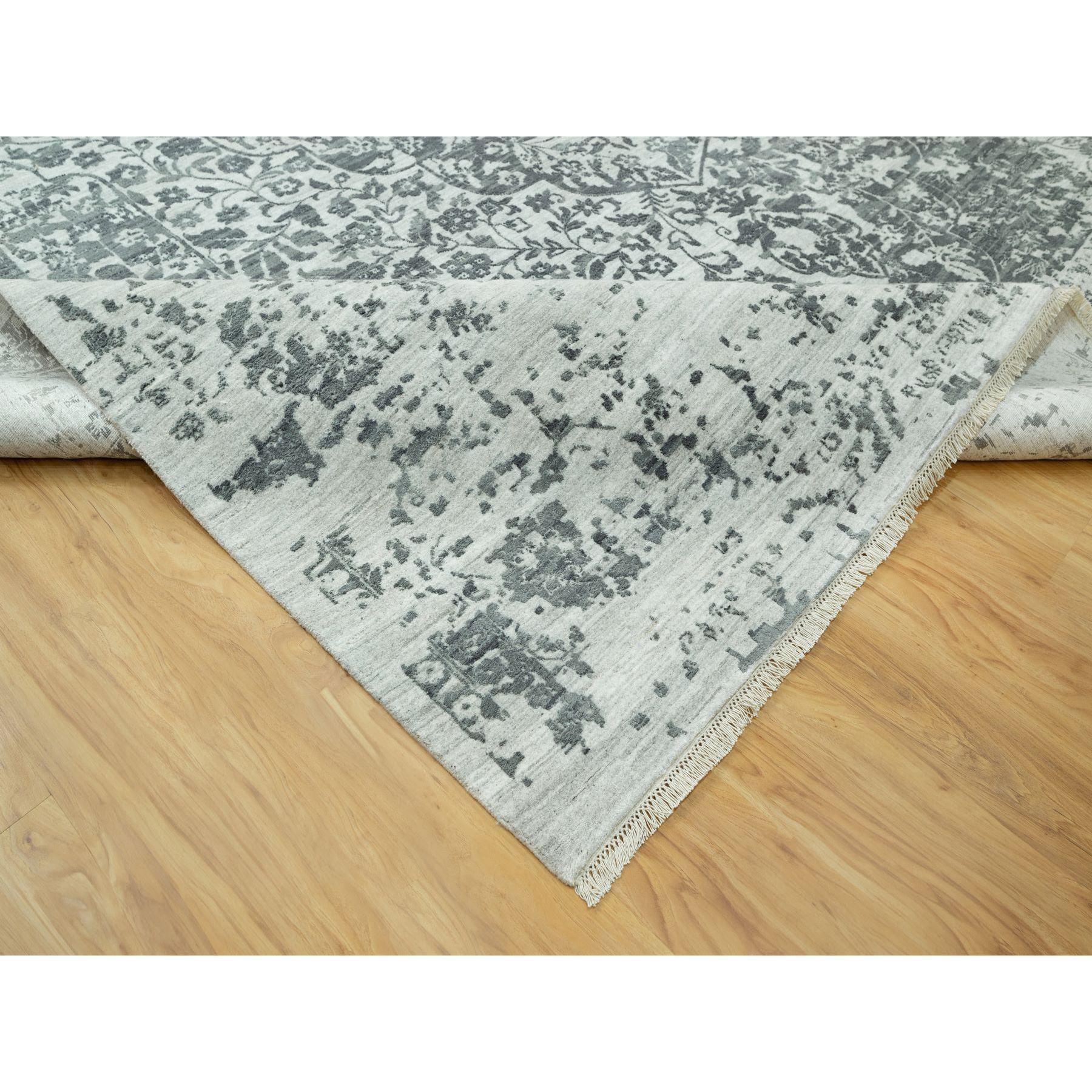12'x18' Rustic Gray, Hand Knotted Broken Persian Design, Wool And Silk Rug In New Condition For Sale In Carlstadt, NJ