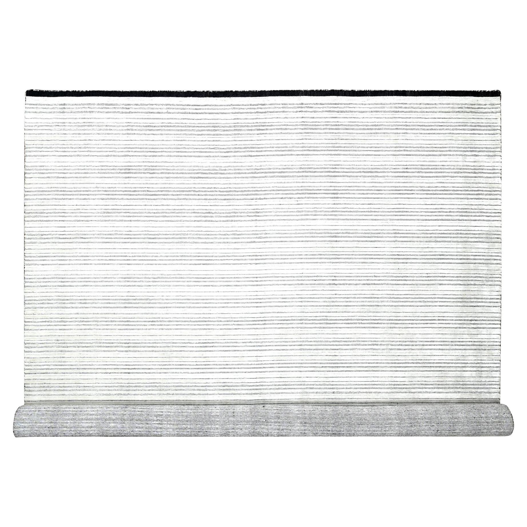 12'x18'1" Rauchweißer handgefalteter Teppich aus Wolle und Seide mit modernem strukturiertem Design im Angebot