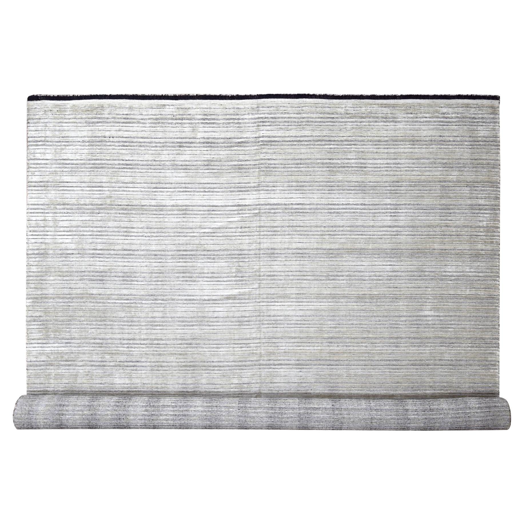 12
x18
1" Taupe Moderner strukturierter handgewebter Teppich aus Wolle und Seide in Übergröße