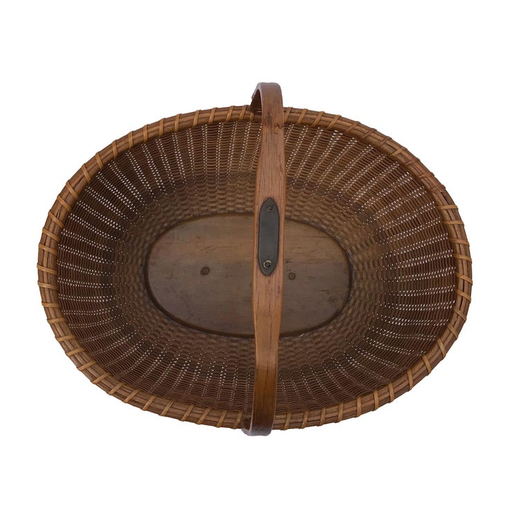 Oval Nantucket Lightship Basket For Sale at 1stDibs
