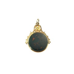 13 - 14 Karat Yellow Gold Reversible Bloodstone & Carnelian Pendant #21604