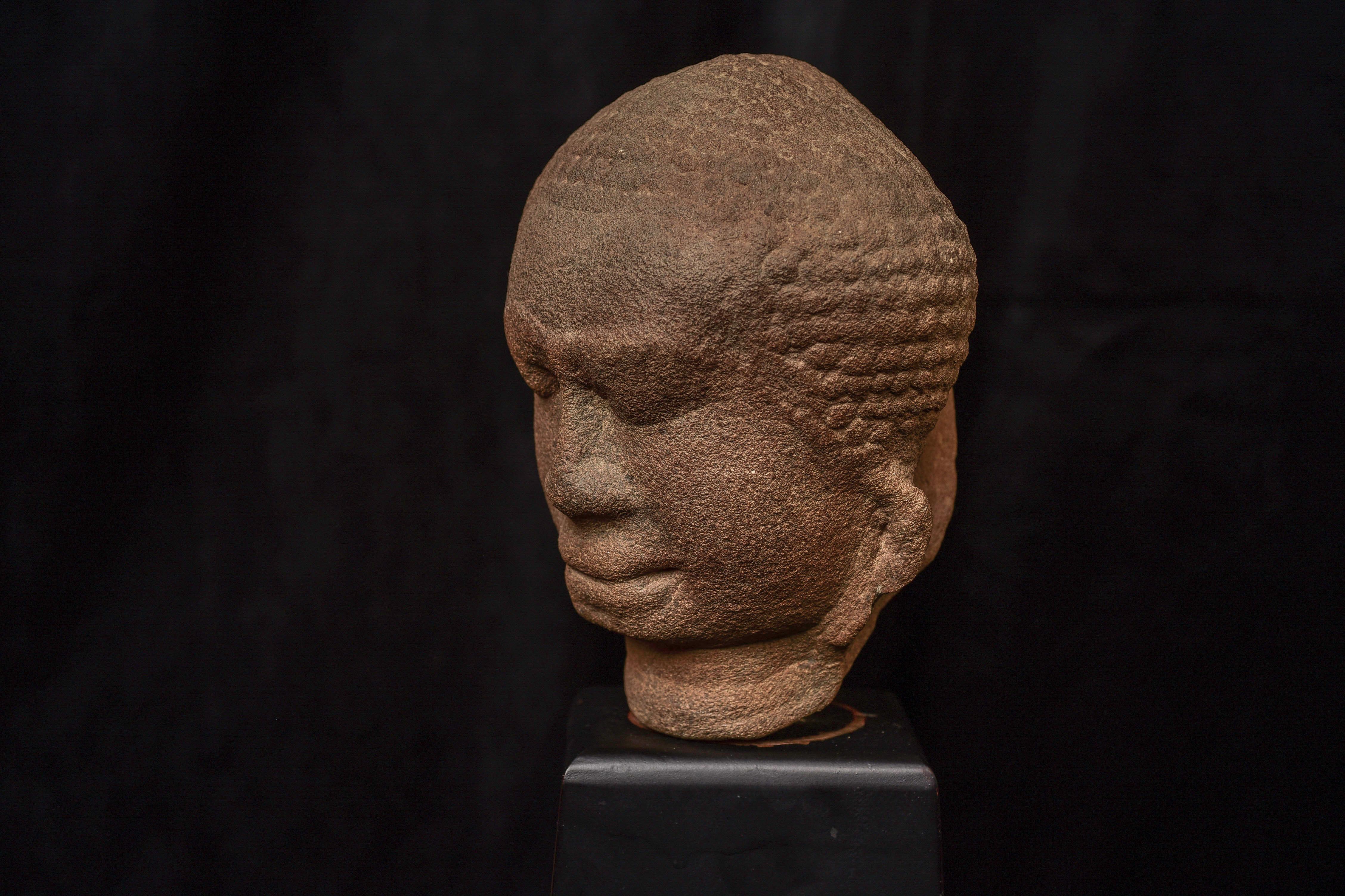18th Century and Earlier 13/14thc Thai Stone Buddha Head For Sale