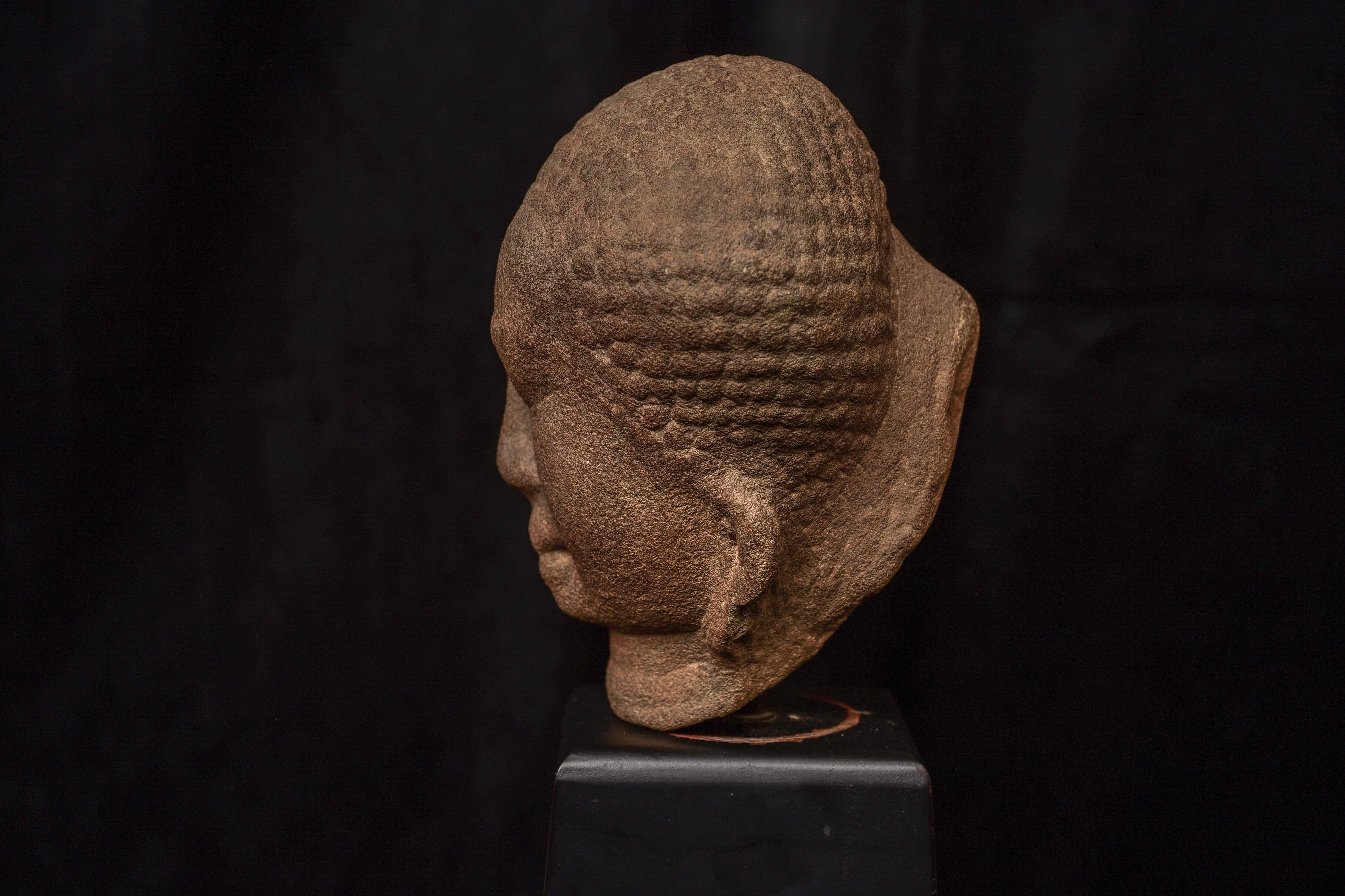 13/14thc Thai Stone Buddha Head For Sale 1