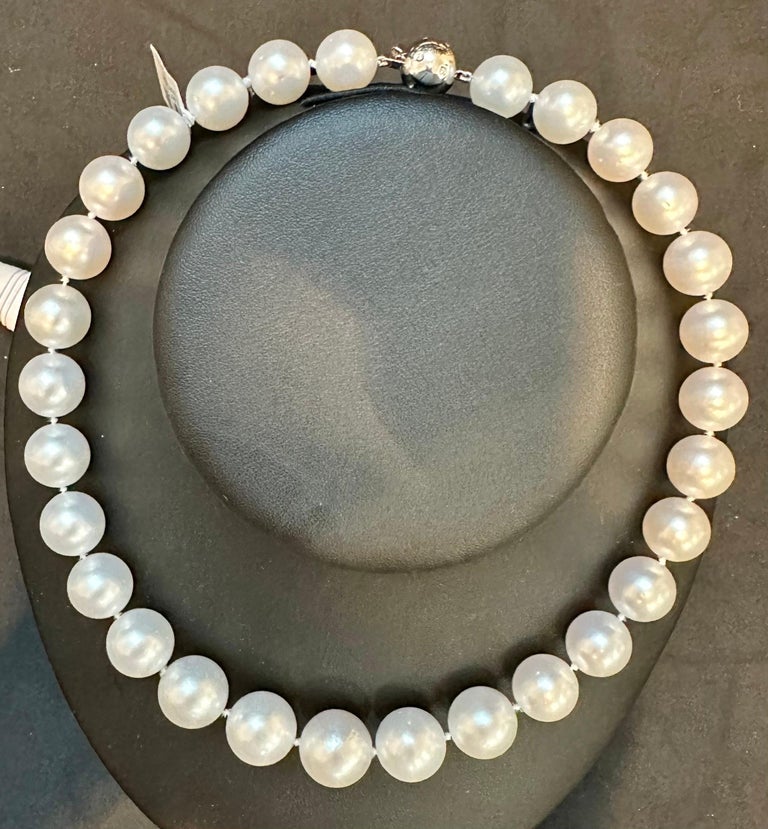 13-16.5mm White South Sea Round Pearl Necklace - AAA Quality, 29 Pieces  +Diamond