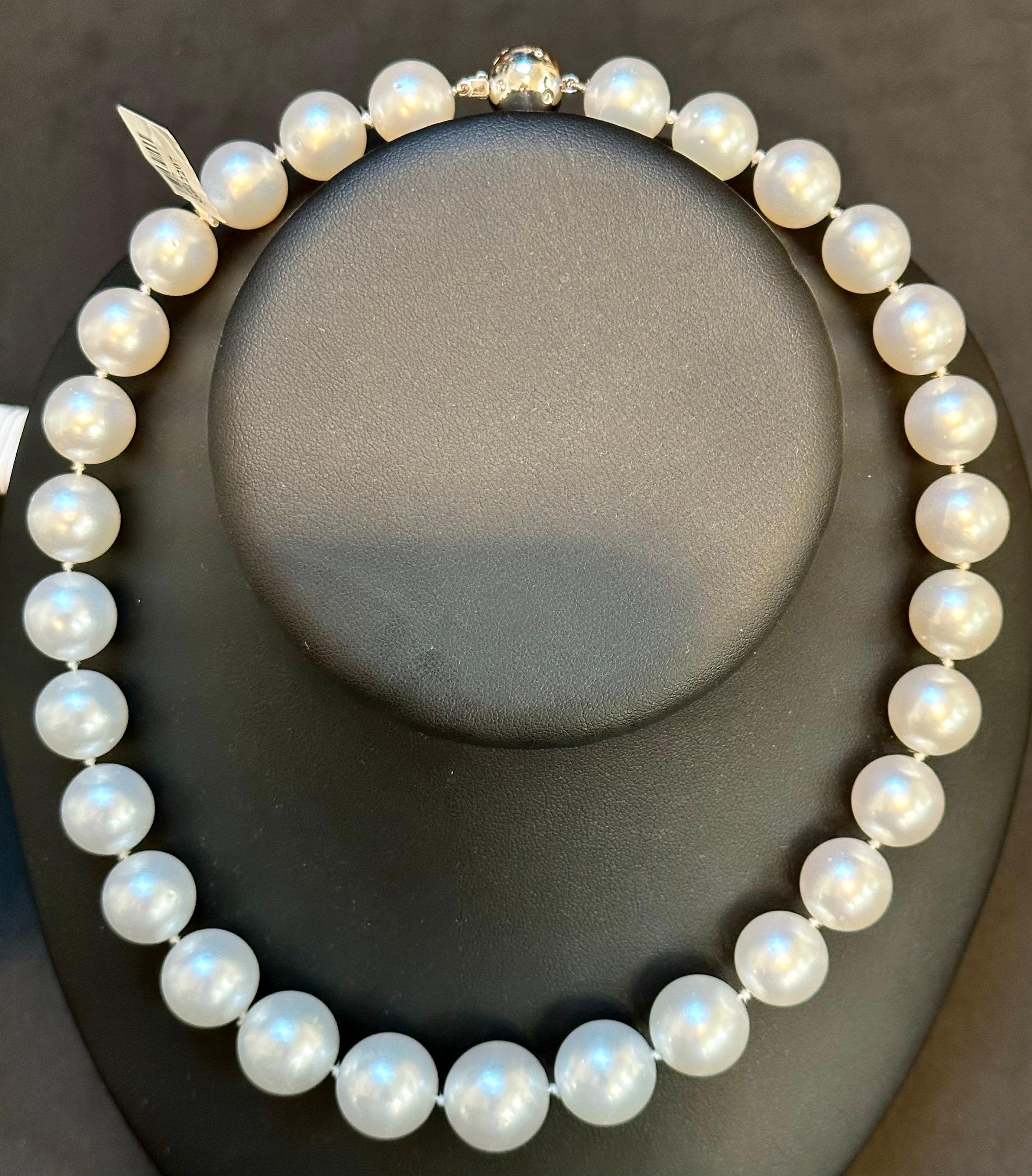 Women's 13-16.5mm White South Sea Round Pearl Necklace - AAA Quality, 29 Pieces +Diamond For Sale