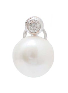 13, 5 Mm Pearls, 0.61 Carats Diamonds, 14 Karat White Gold Earrings.