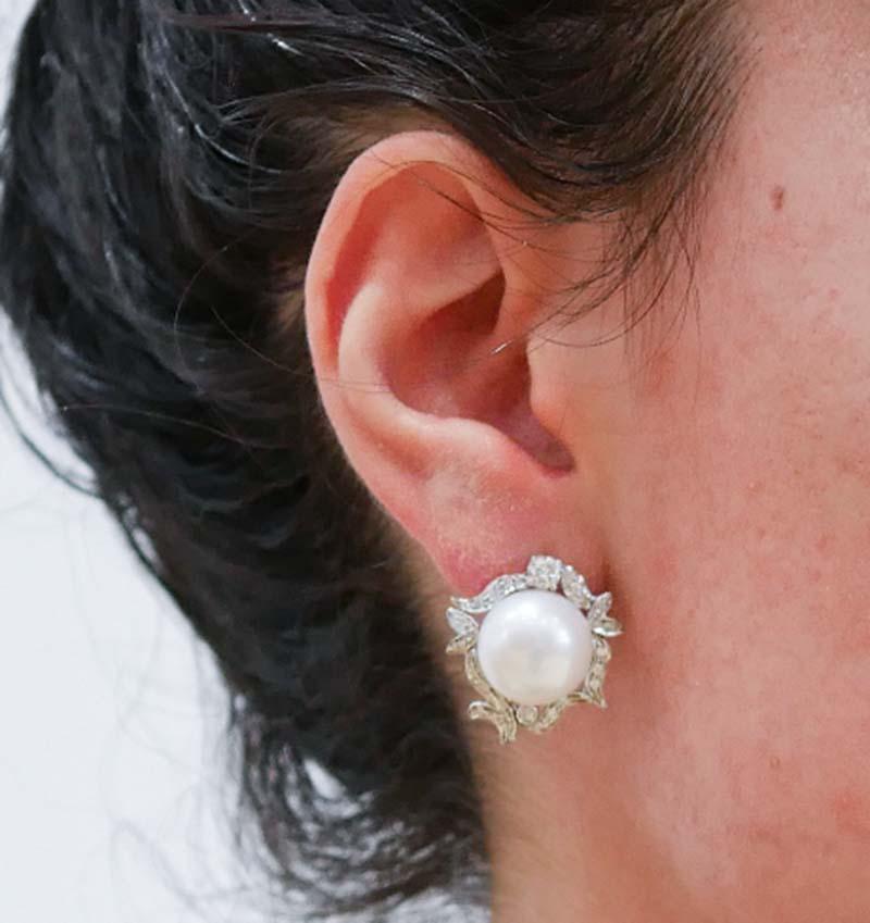 13. 5 Mm Perlen, Diamanten, 14 Karat Weißgold Ohrringe. im Zustand „Gut“ im Angebot in Marcianise, Marcianise (CE)