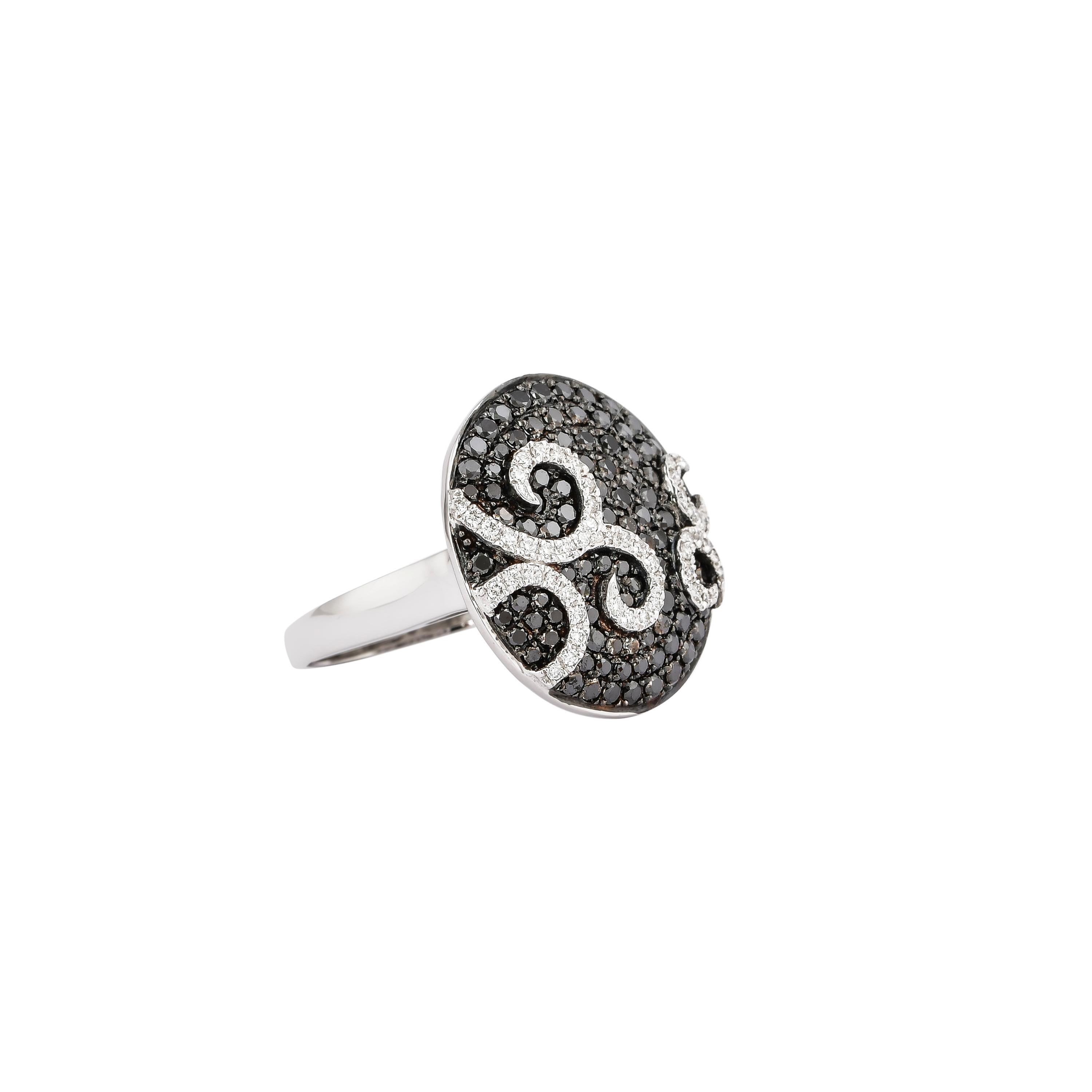 Contemporary 1.3 Carat Black & White Diamond Ring in 14 Karat White Gold For Sale