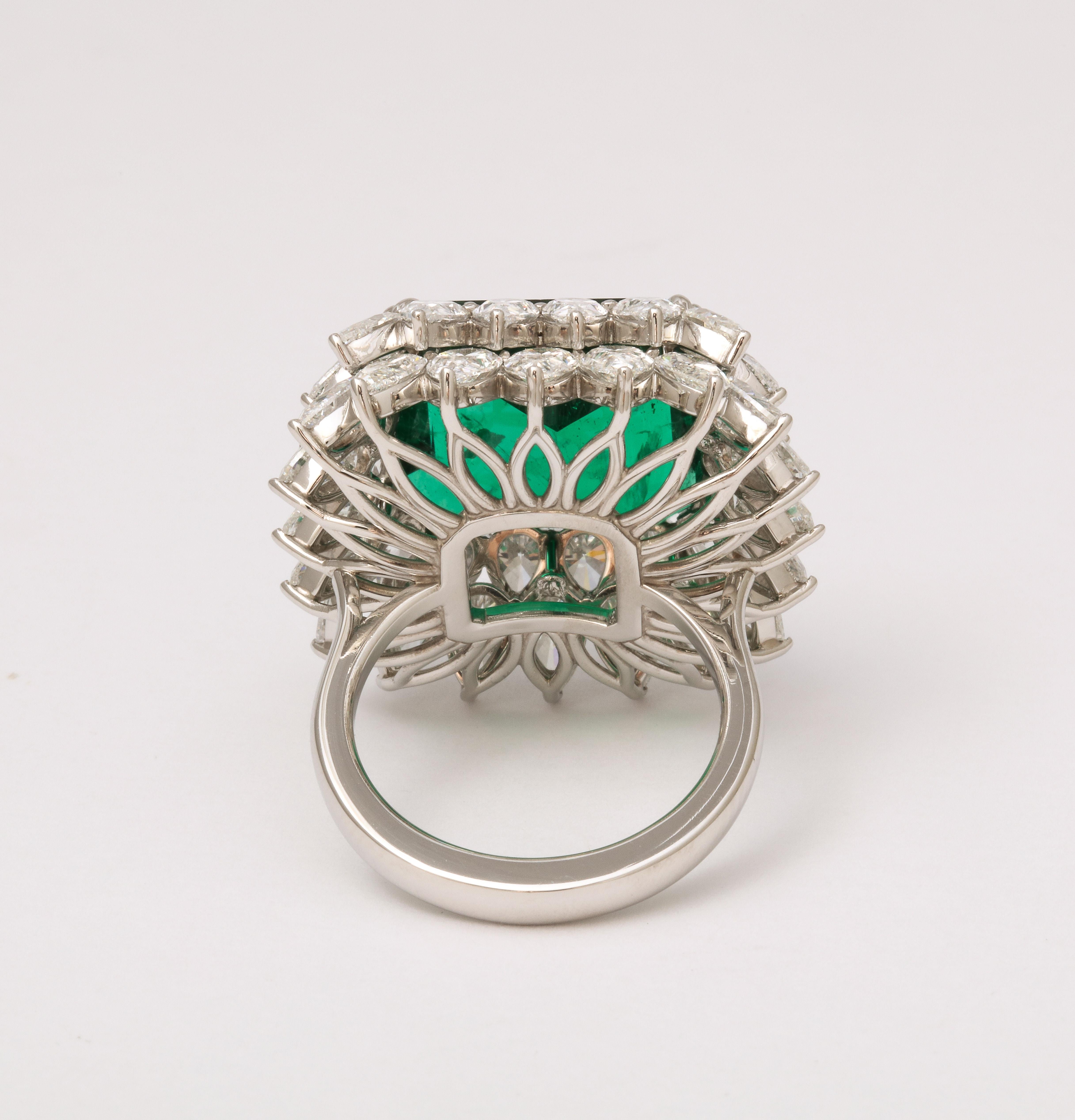Women's or Men's 13 carat Emerald and Diamond Ring  For Sale