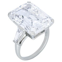 13 Carat Emerald-cut Statement / H color VS 14K White Gold