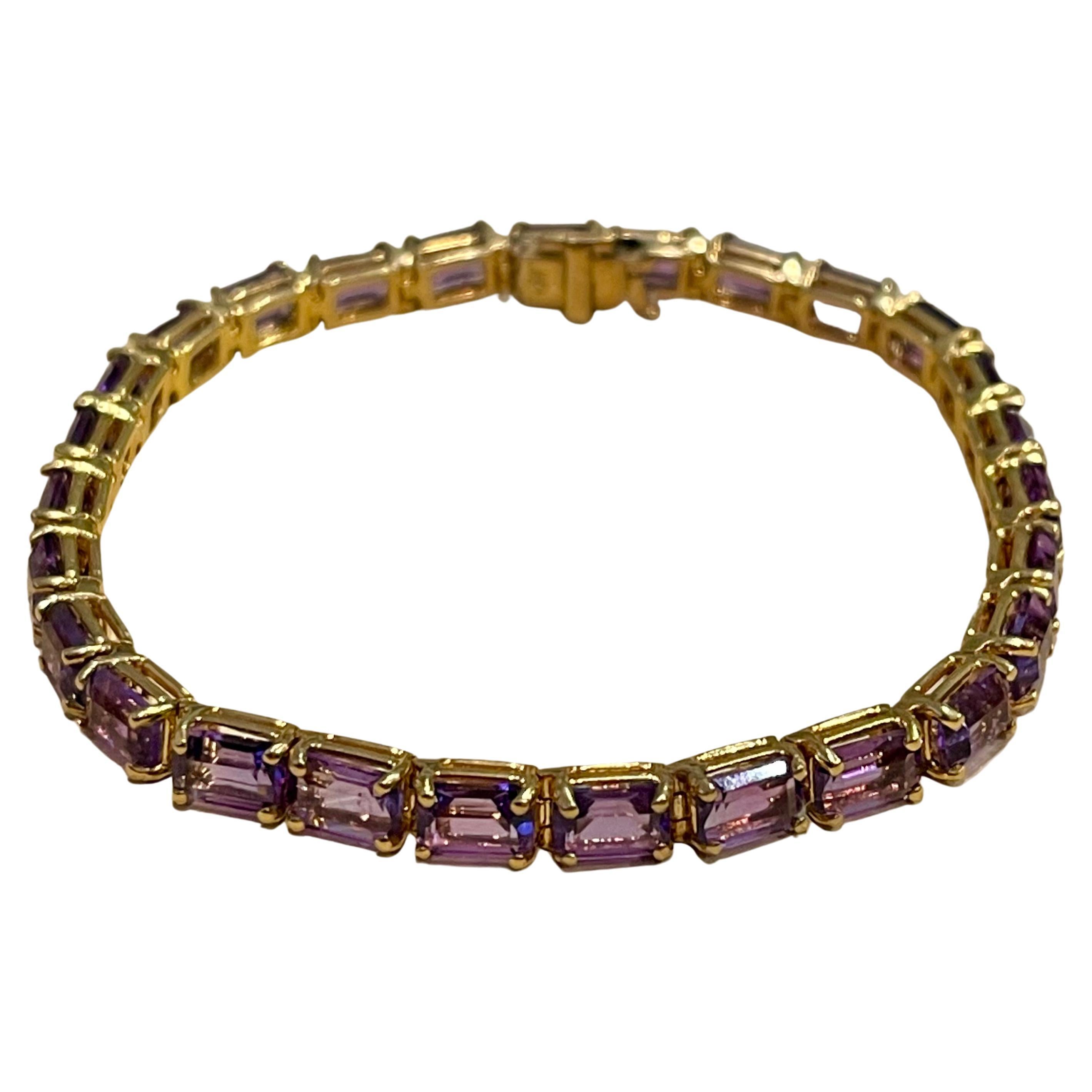 13 Carat Genuine Natural Amethyst Tennis Bracelet 14 Karat Yellow Gold For Sale