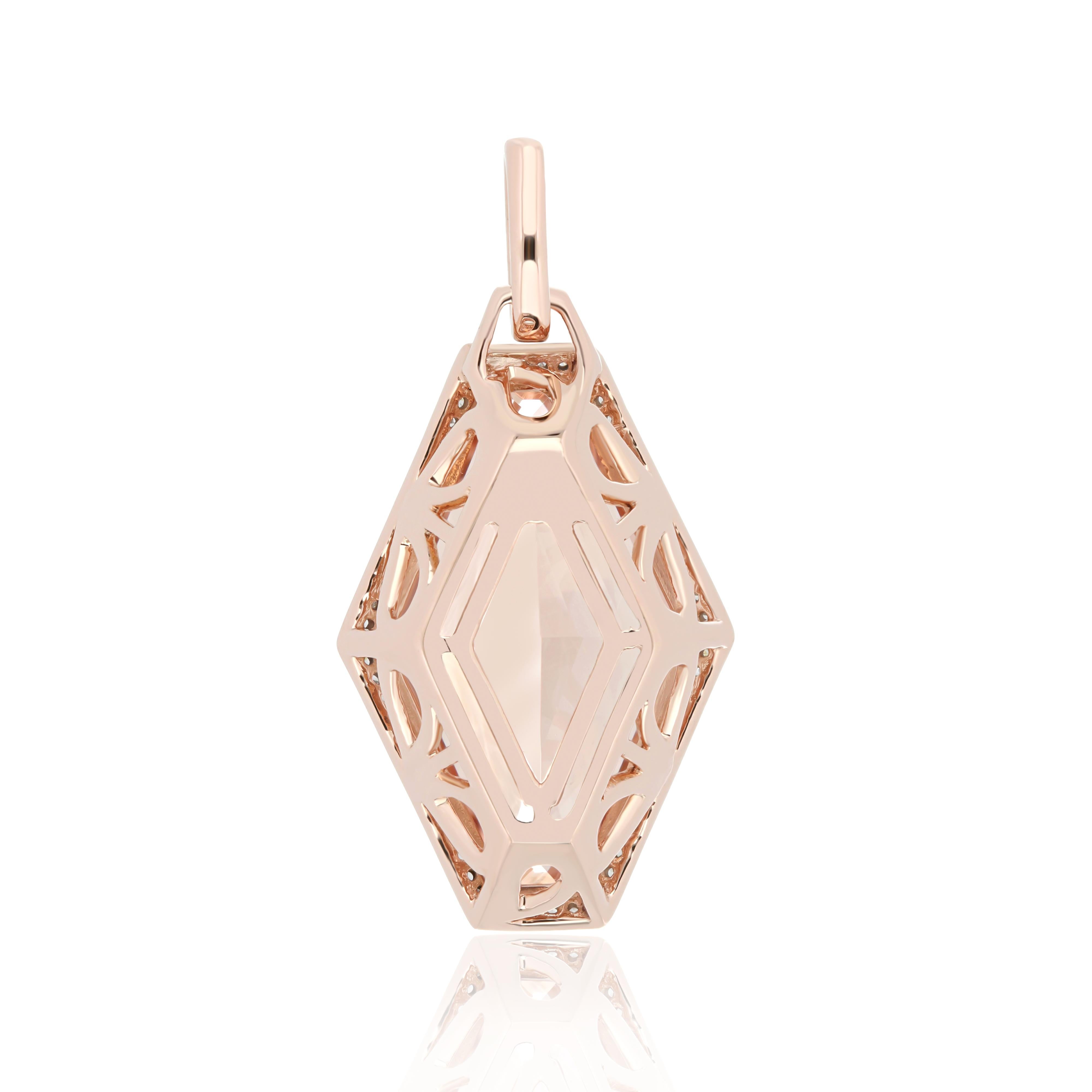 13 Carat Morganite Pendant with Diamonds in 14 Karat Rose Gold In New Condition For Sale In JAIPUR, IN