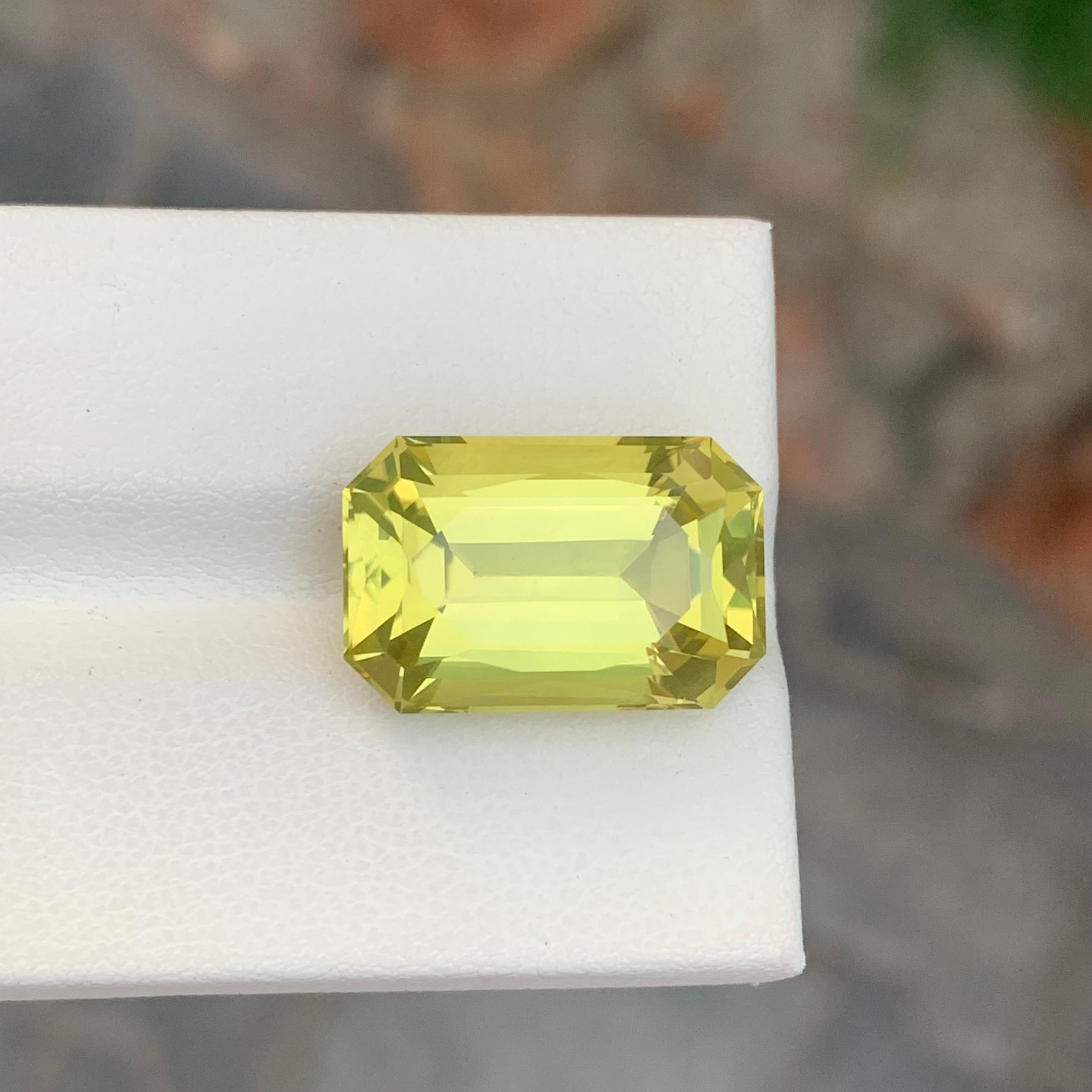 13 Karat natürlicher loser Zitronenquarz Smaragd Form Edelstein im Angebot 1