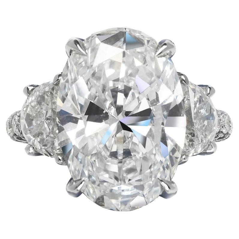 13 Karat Ovalschliff Diamant Verlobungsring in Platin GIA zertifiziert F VVS2