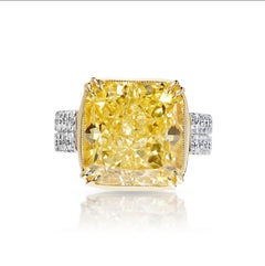 13 Carat Radiant Cut Diamond Engagement Ring GIA Certified FY VS2