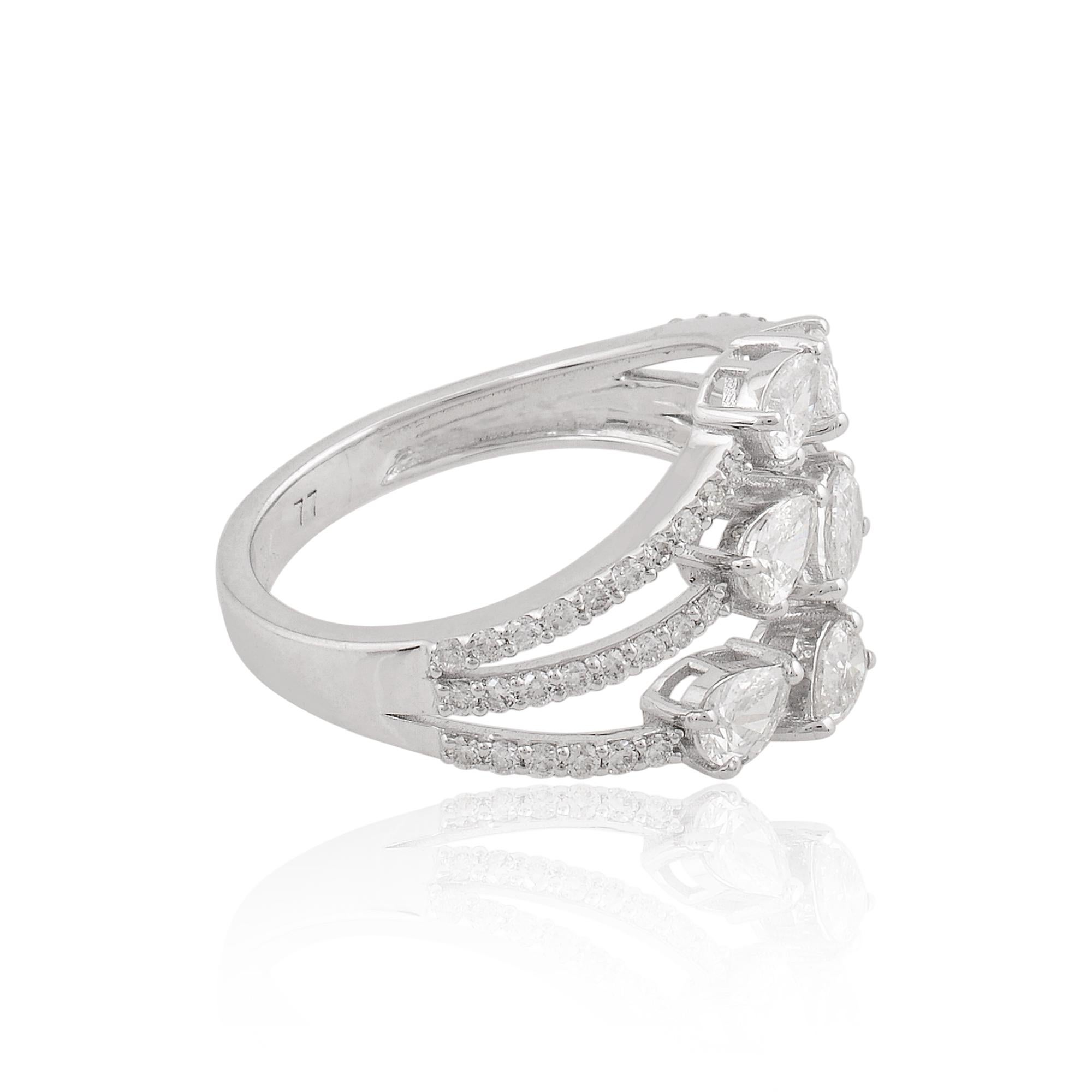 L'anello è una misura 7 e può essere ridimensionato a una misura più grande o più piccola su richiesta. Segui la vetrina di Spectrum Jewels per vedere le ultime collezioni e i pezzi esclusivi. Spectrum Jewels è orgoglioso di essere considerato un