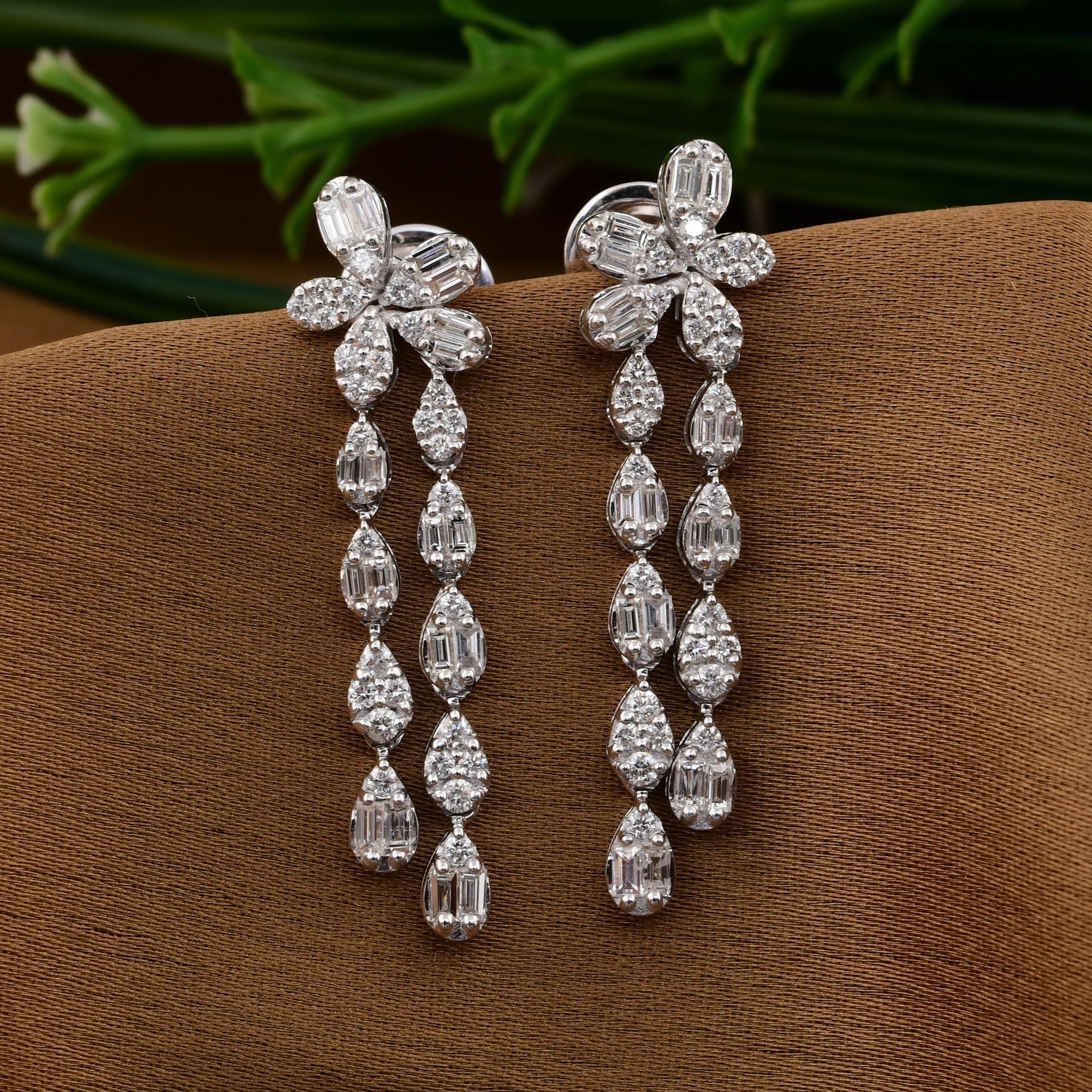 Modern 1.3 Carat SI/H Round Baguette Brilliant Cut Diamond Earrings 18 Karat White Gold For Sale