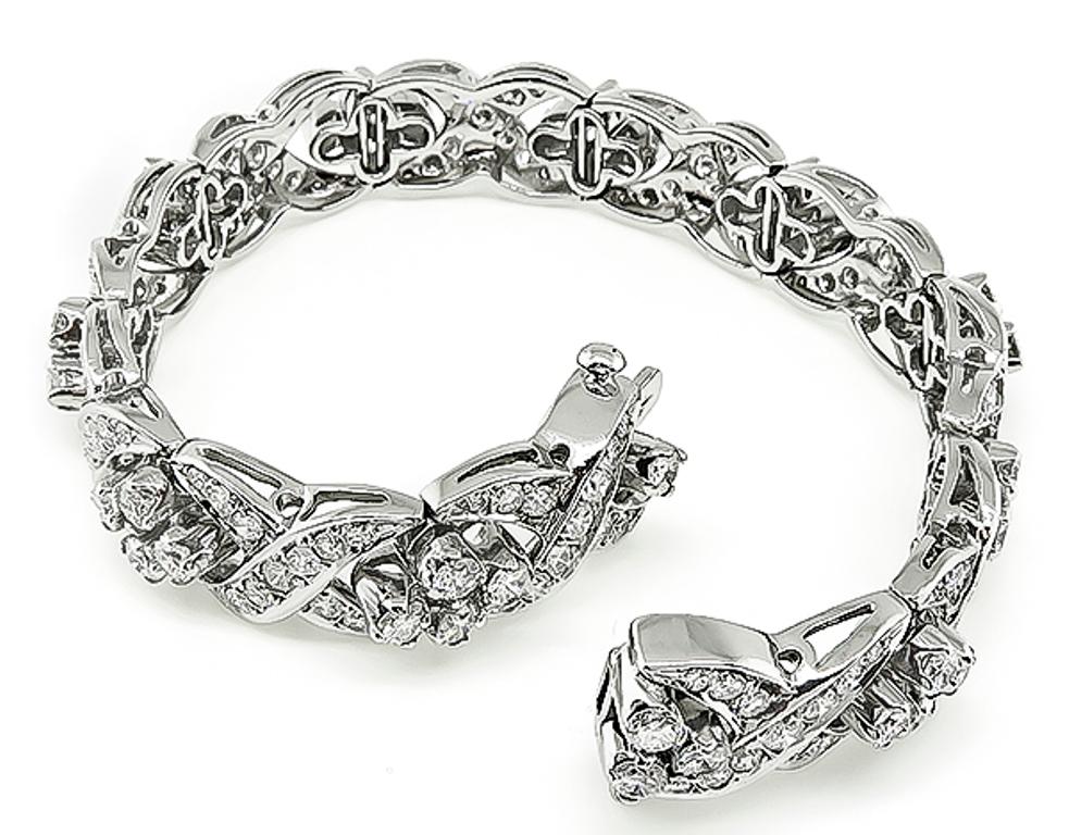 13 Carat White Gold Diamond Bracelet In Good Condition In New York, NY