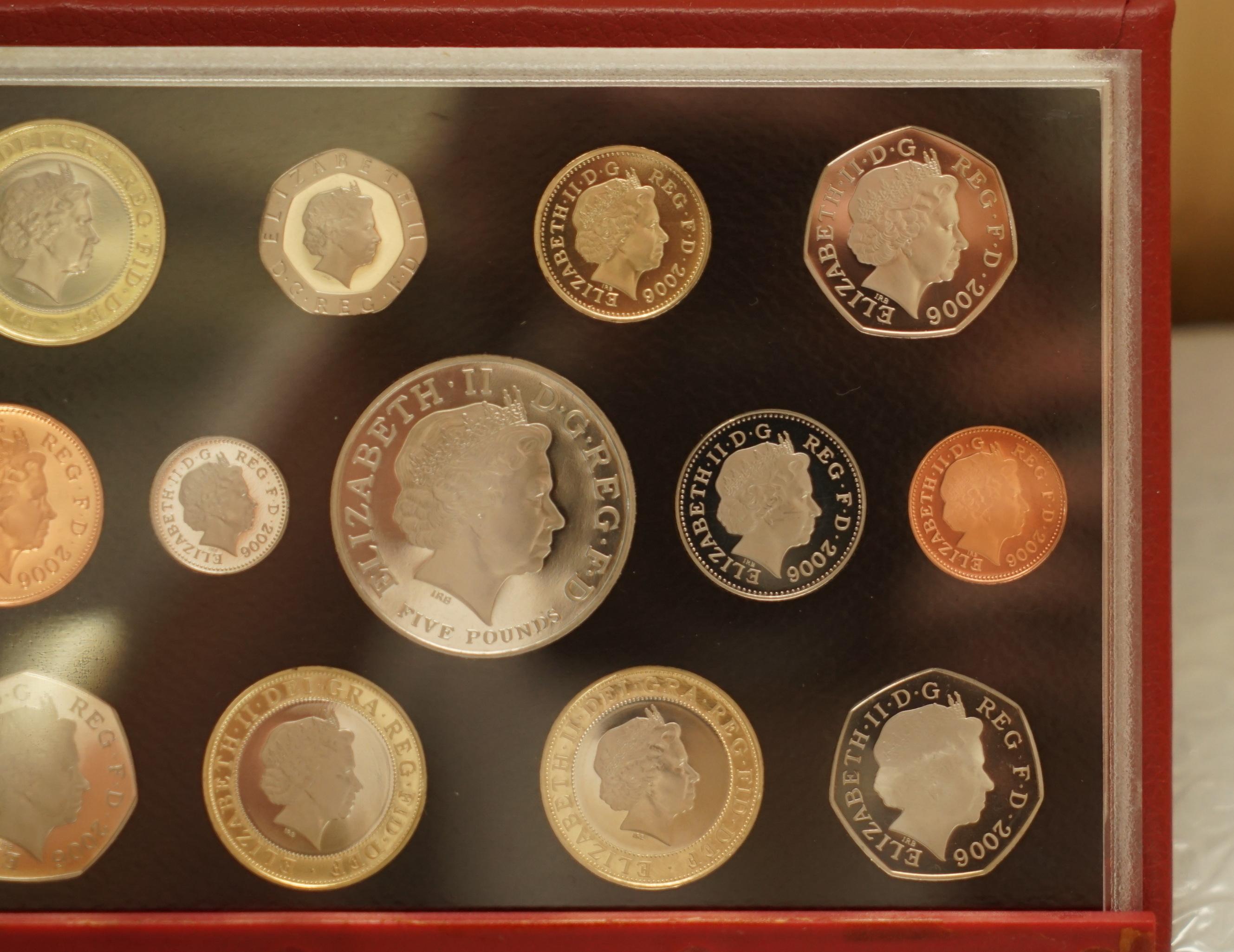 Metal 13 Coin Royal Mint 1926, 2006 Queen Elizabeth Proof Set with £5 Vivat Regina