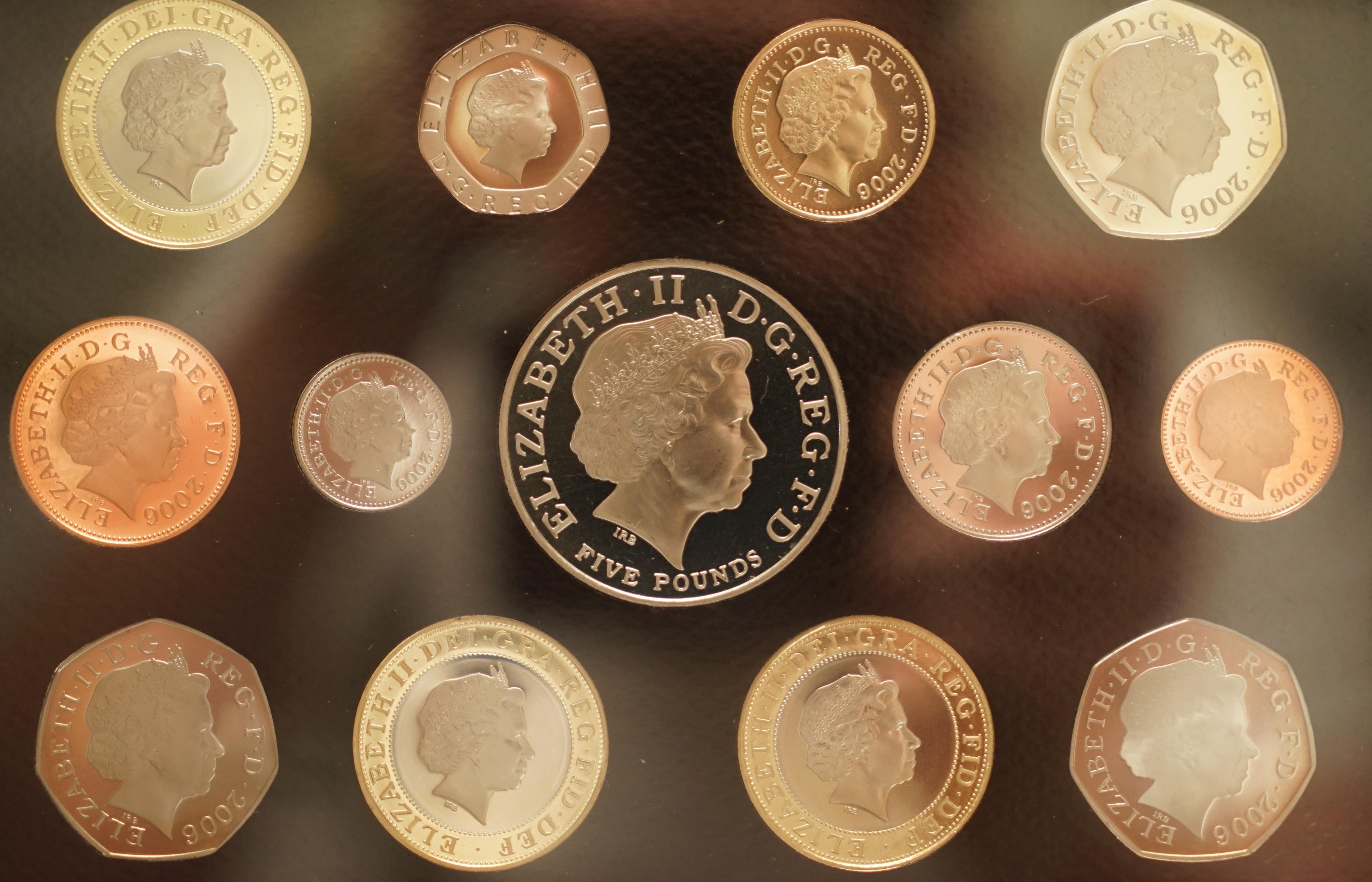 13 Coin Royal Mint 1926, 2006 Queen Elizabeth Proof Set with £5 Vivat Regina 1