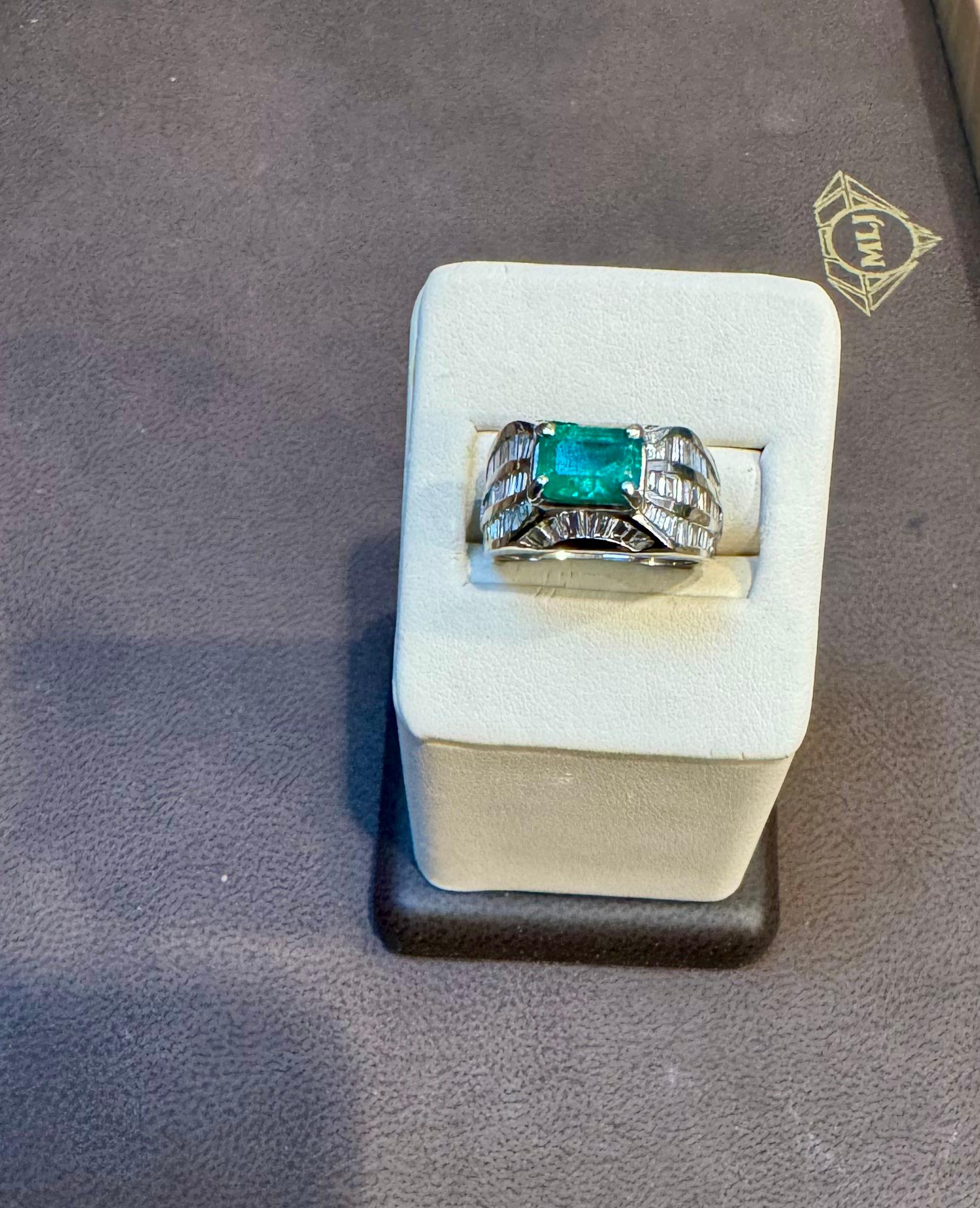 1.3 Karat kolumbianischer Smaragd im Smaragdschliff Smaragd & 1 Karat Diamant 14 Kt Weißgold Ring Größe 7 im Angebot 4