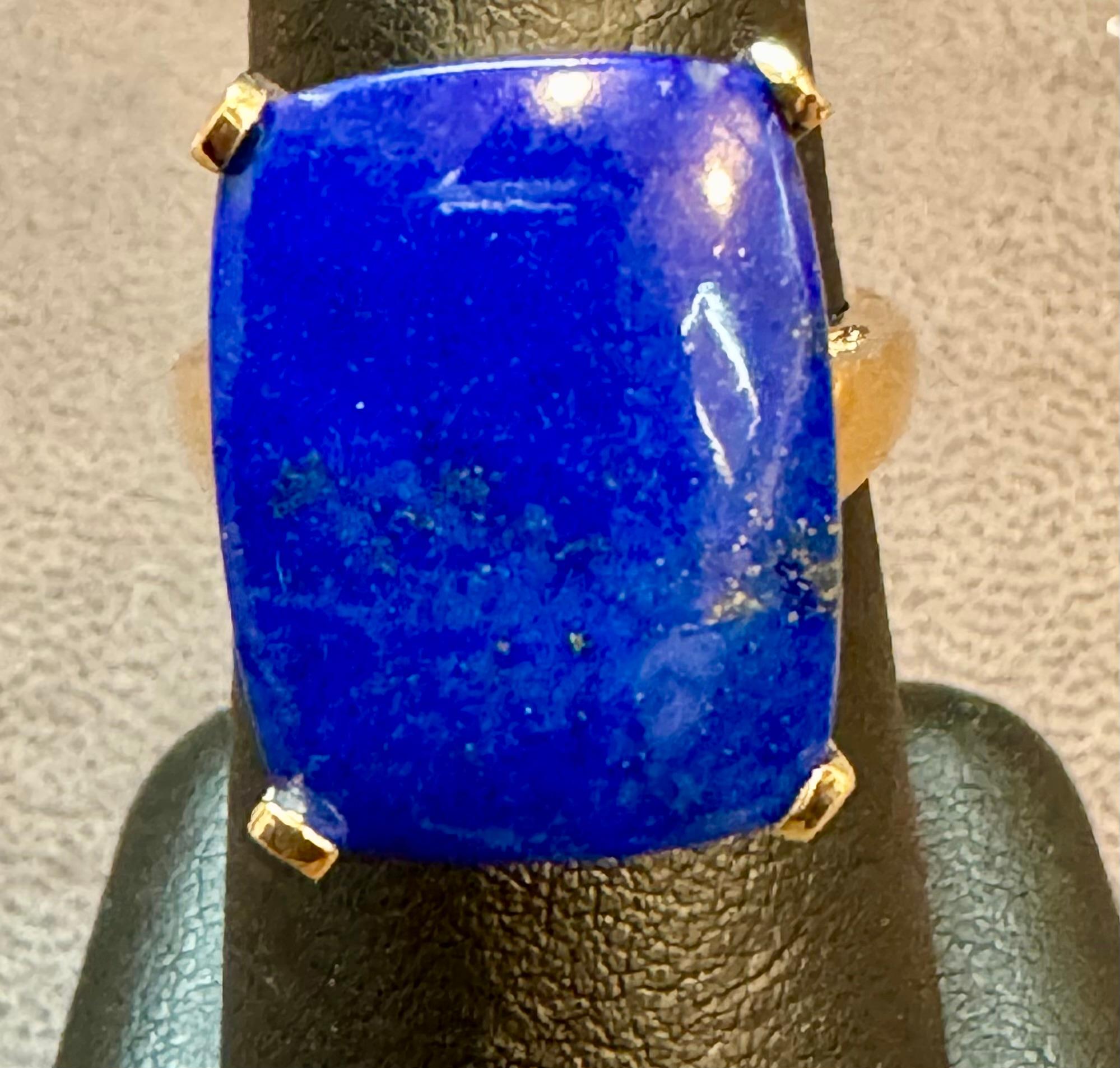 13 Ct Emerald cut Natural Lapis Lazuli Ring in 14 Kt Yellow Gold, Estate Size 8 For Sale 4
