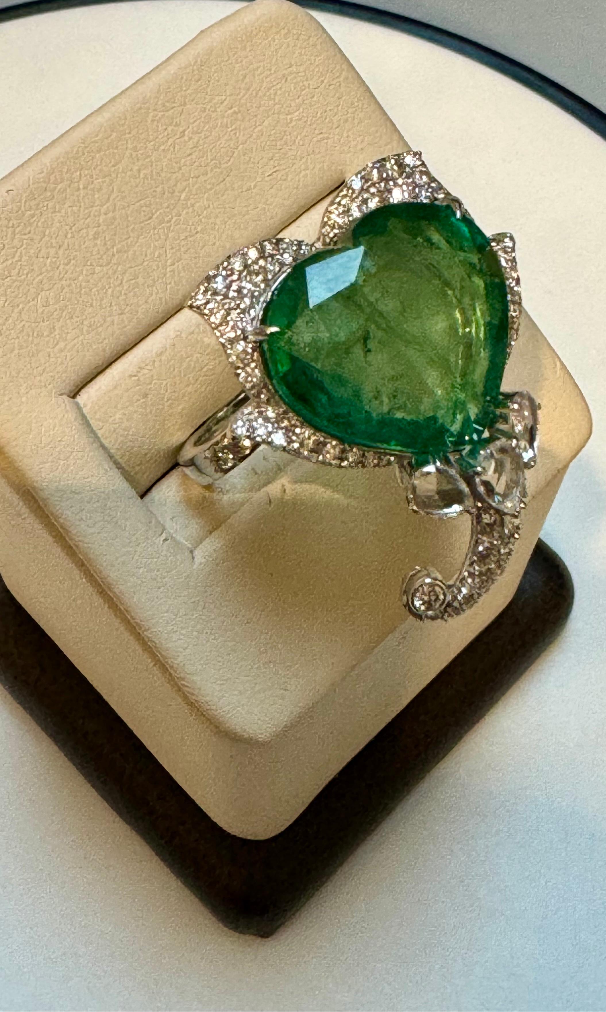 13 Ct  Zambian Heart Cut Emerald & 1.5 Ct Diamond Ring, 18 Kt Gold Size 8.5 For Sale 4