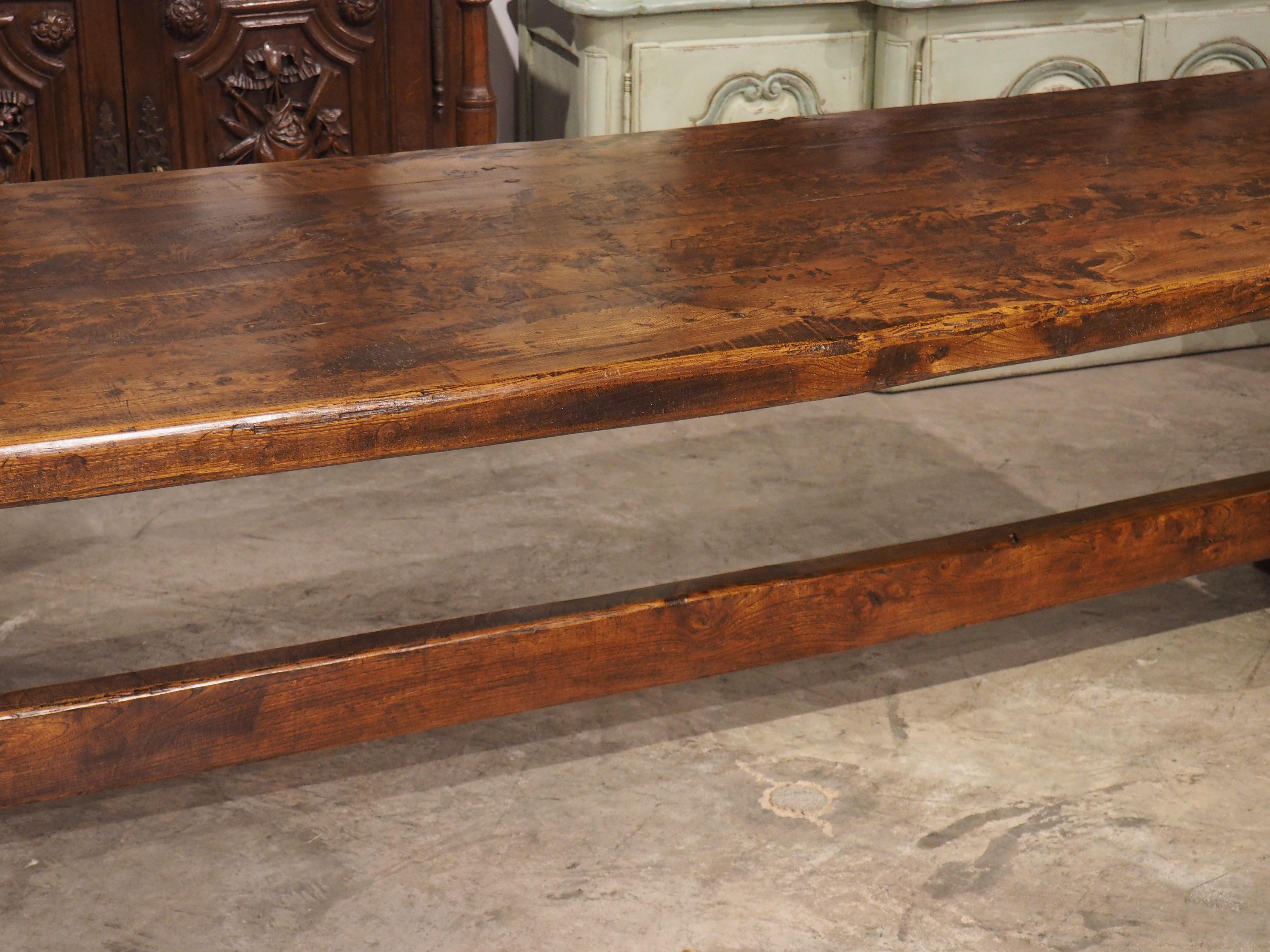 Antique Chestnut Dining Table from a Chateau, Coat Nizan, Brittany 7