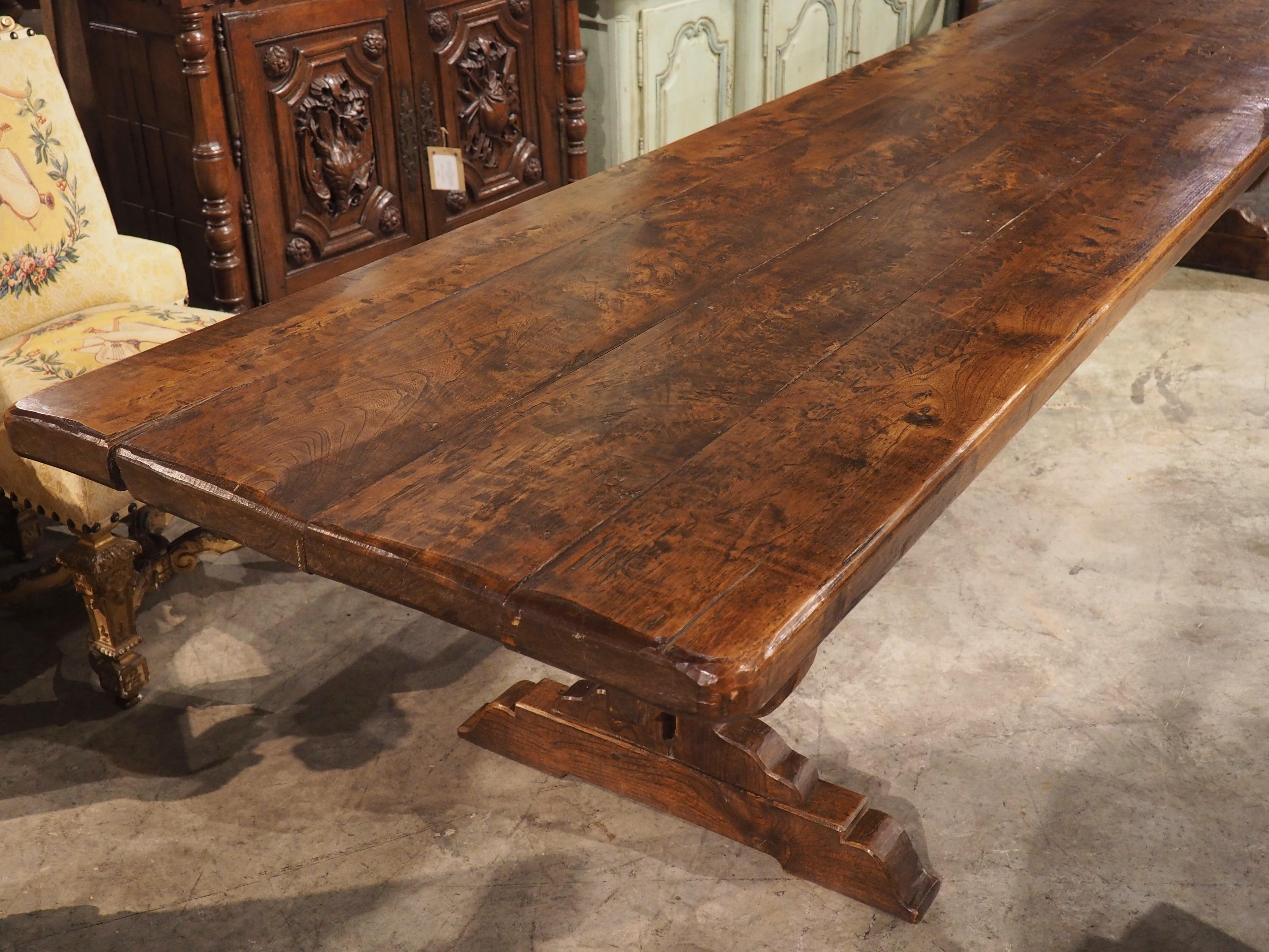 Antique Chestnut Dining Table from a Chateau, Coat Nizan, Brittany 8