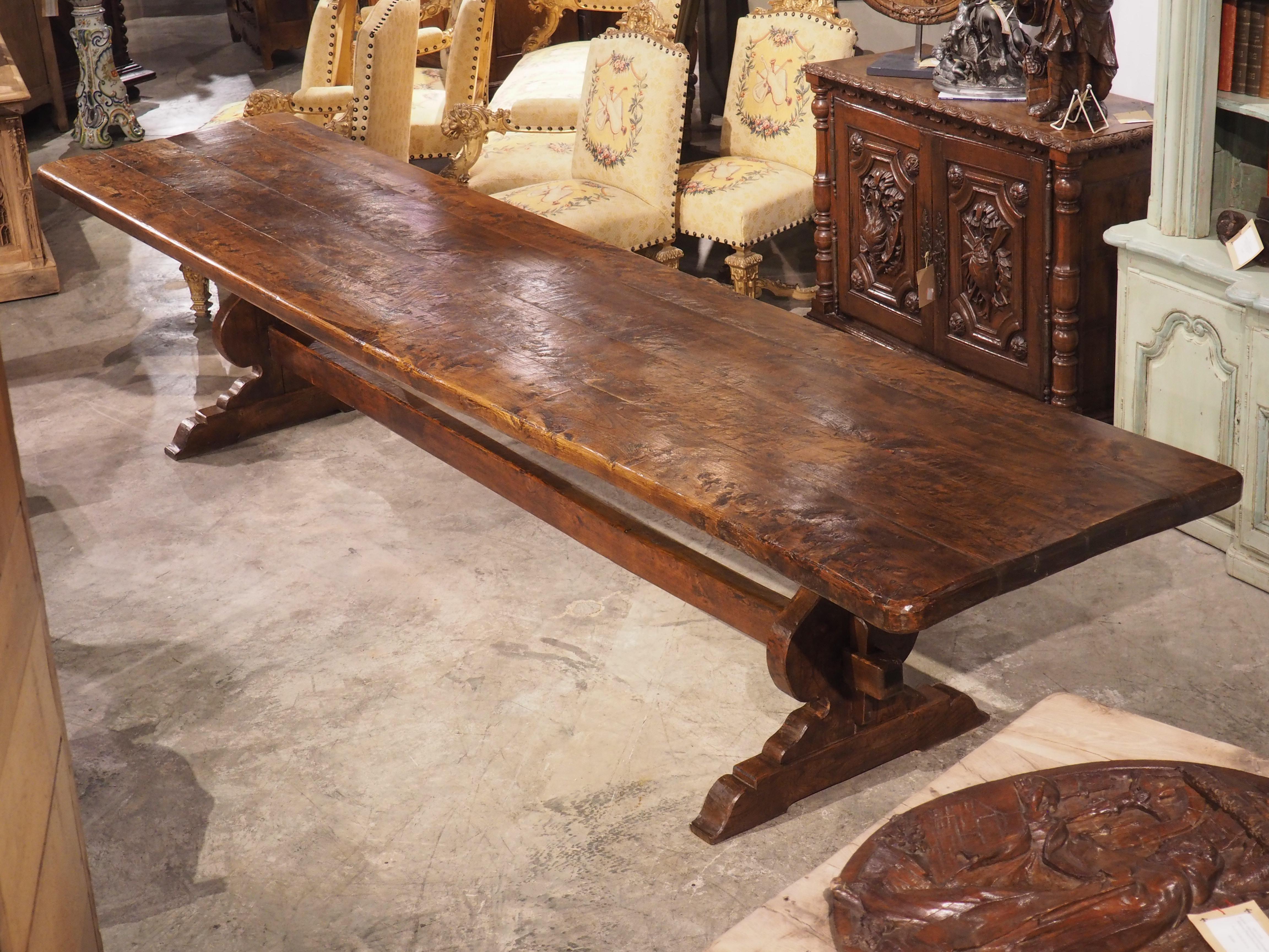 Antique Chestnut Dining Table from a Chateau, Coat Nizan, Brittany 12