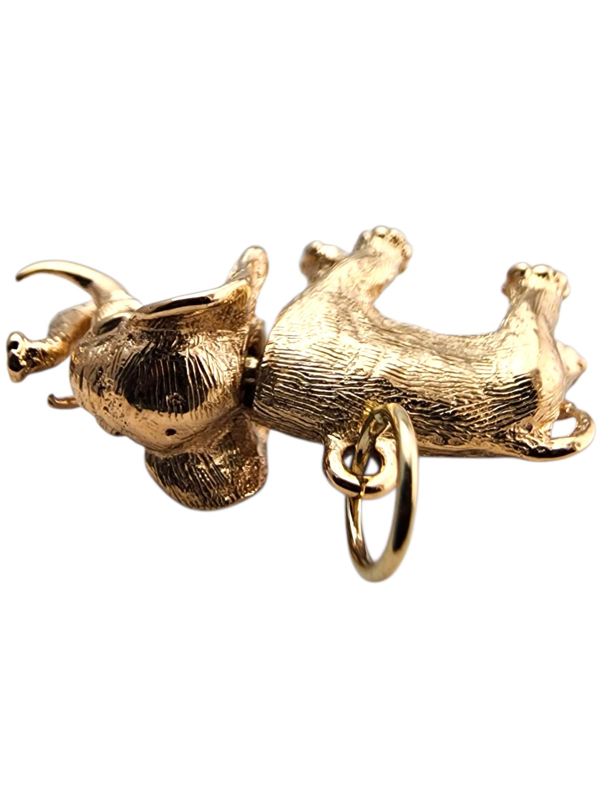 Donna 13 Karat Yellow Gold Articulating Elephant Charm #23904 in vendita