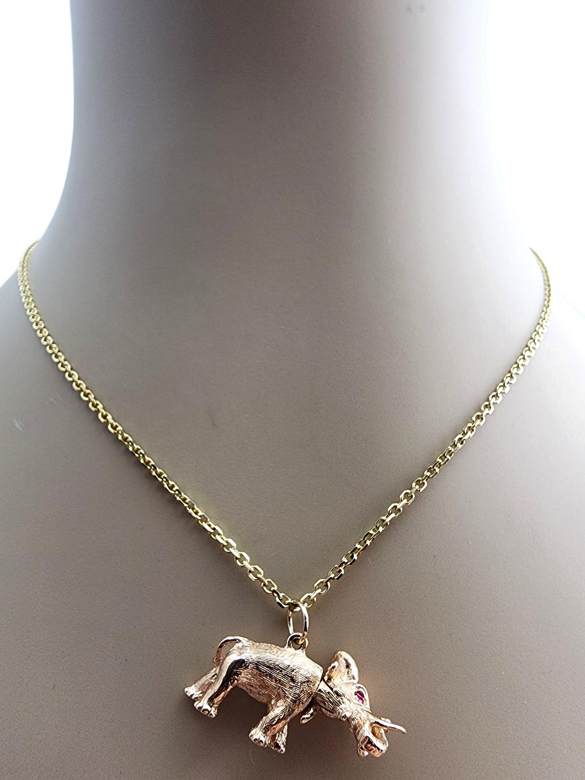 13 Karat Yellow Gold Articulating Elephant Charm #23904 in vendita 4