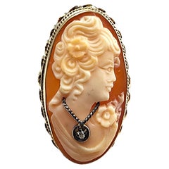 13 Karat Yellow Gold Diamond Cameo Ring #24252