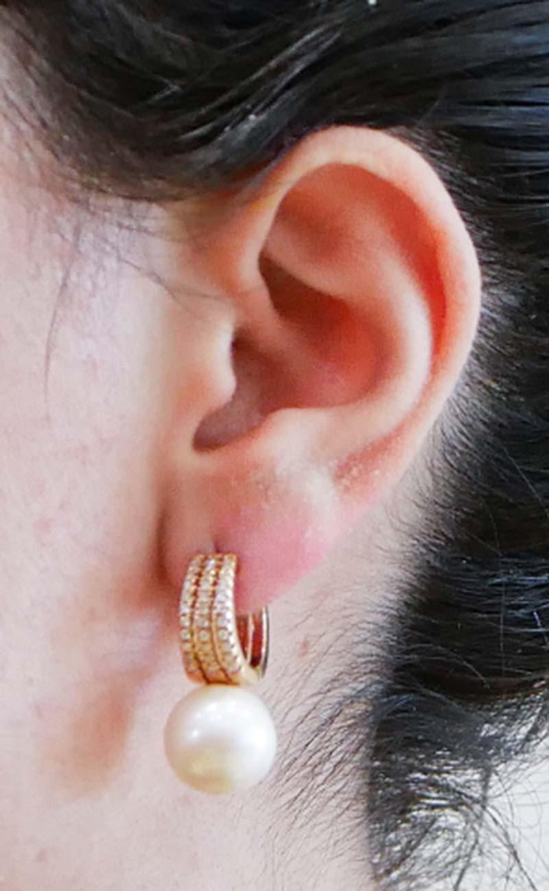 Orecchini con perle da 13 mm, diamanti e oro rosa da 18 carati. In condizioni Nuovo in vendita a Marcianise, Marcianise (CE)