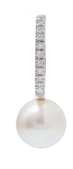 13 Mm Pearls, Diamonds, 18 Karat White Gold Modern Earrings.