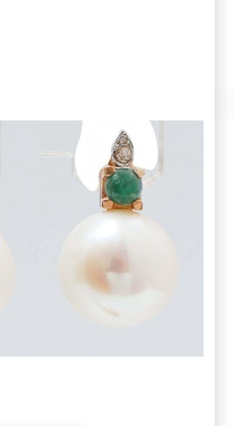 Bellissimi orecchini con struttura in oro rosa 14 kt montati con una foglia in oro bianco tempestata di diamanti e, sotto, uno smeraldo. Come ciondolo, una perla.
Diamanti 0,07 ct
Smeraldi 0,79 ct
Perle 6.00 gr
Peso totale 7.70 gr
RF 
