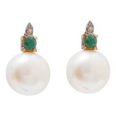 Orecchini da 13 mm con perle, smeraldi, diamanti, oro rosa 14 carati.