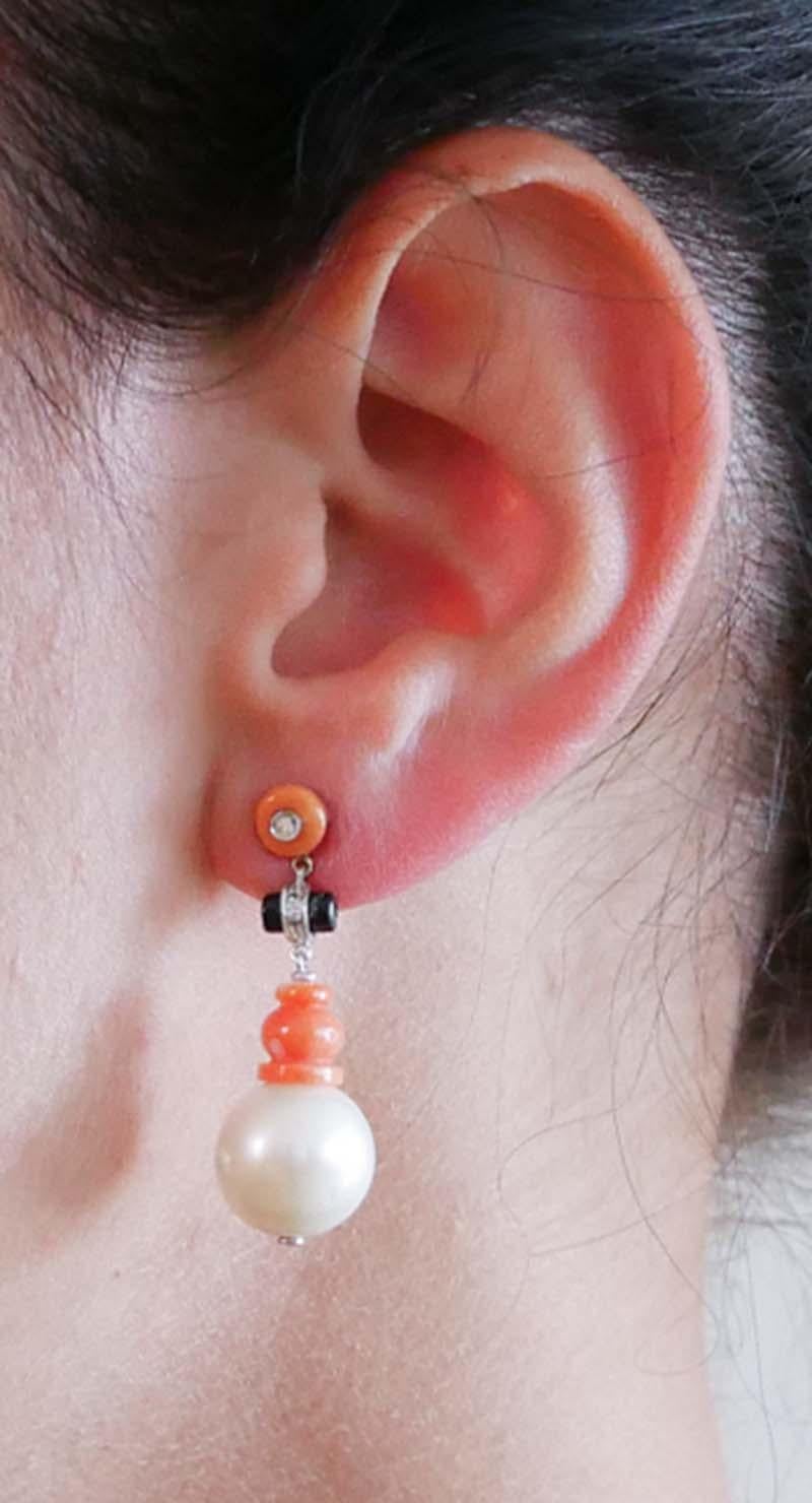 13 Mm Pearls, Onyx, Coral, Diamonds, Platinum Earrings. In Good Condition In Marcianise, Marcianise (CE)
