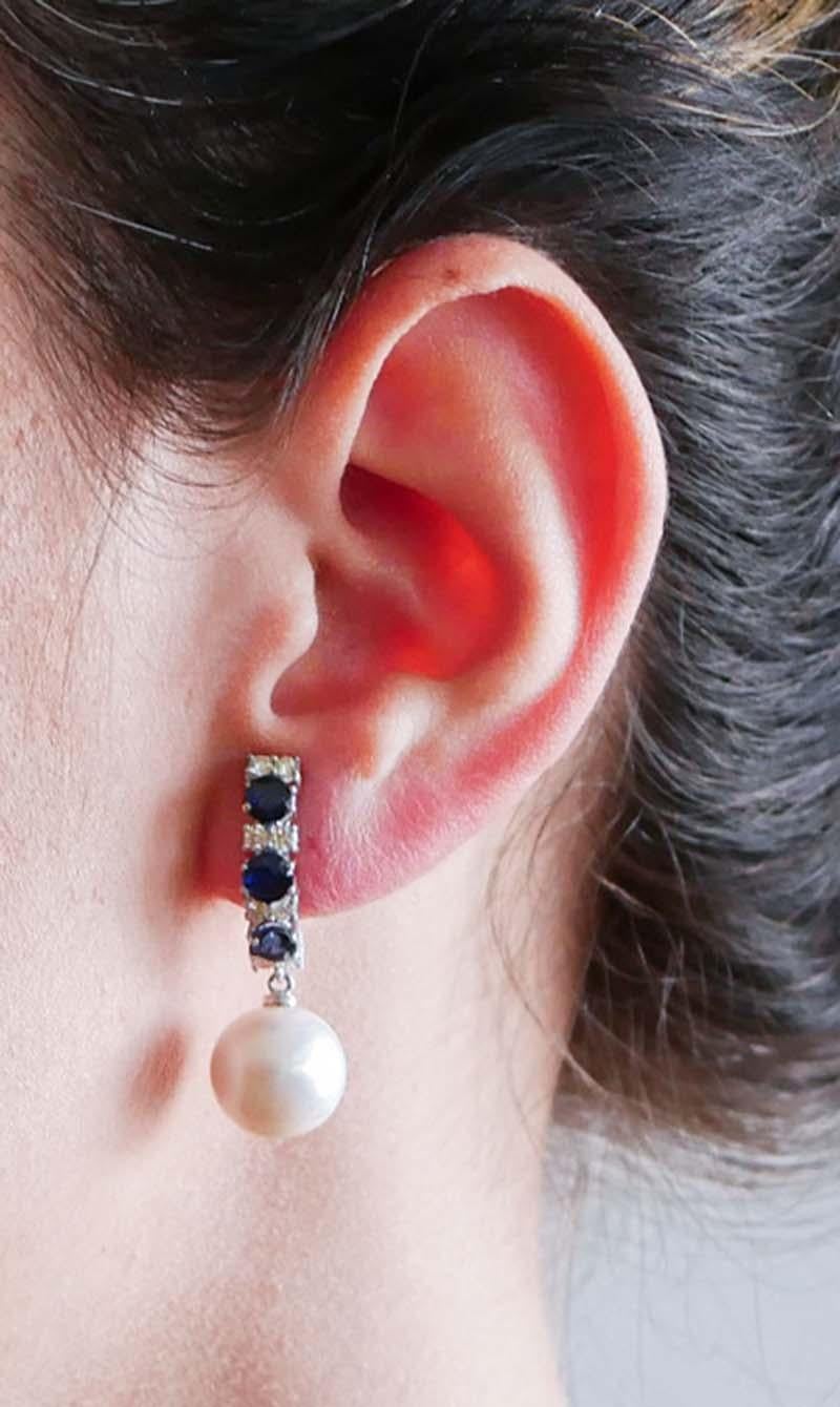 13 Mm Perlen, Saphire, Diamanten, 18 Karat Weißgold Ohrringe. im Zustand „Neu“ im Angebot in Marcianise, Marcianise (CE)