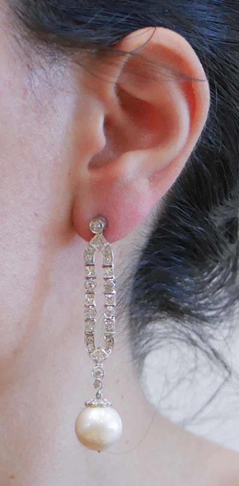 13 Mm White Pearls, Diamonds, Platinum Earrings. In Good Condition In Marcianise, Marcianise (CE)
