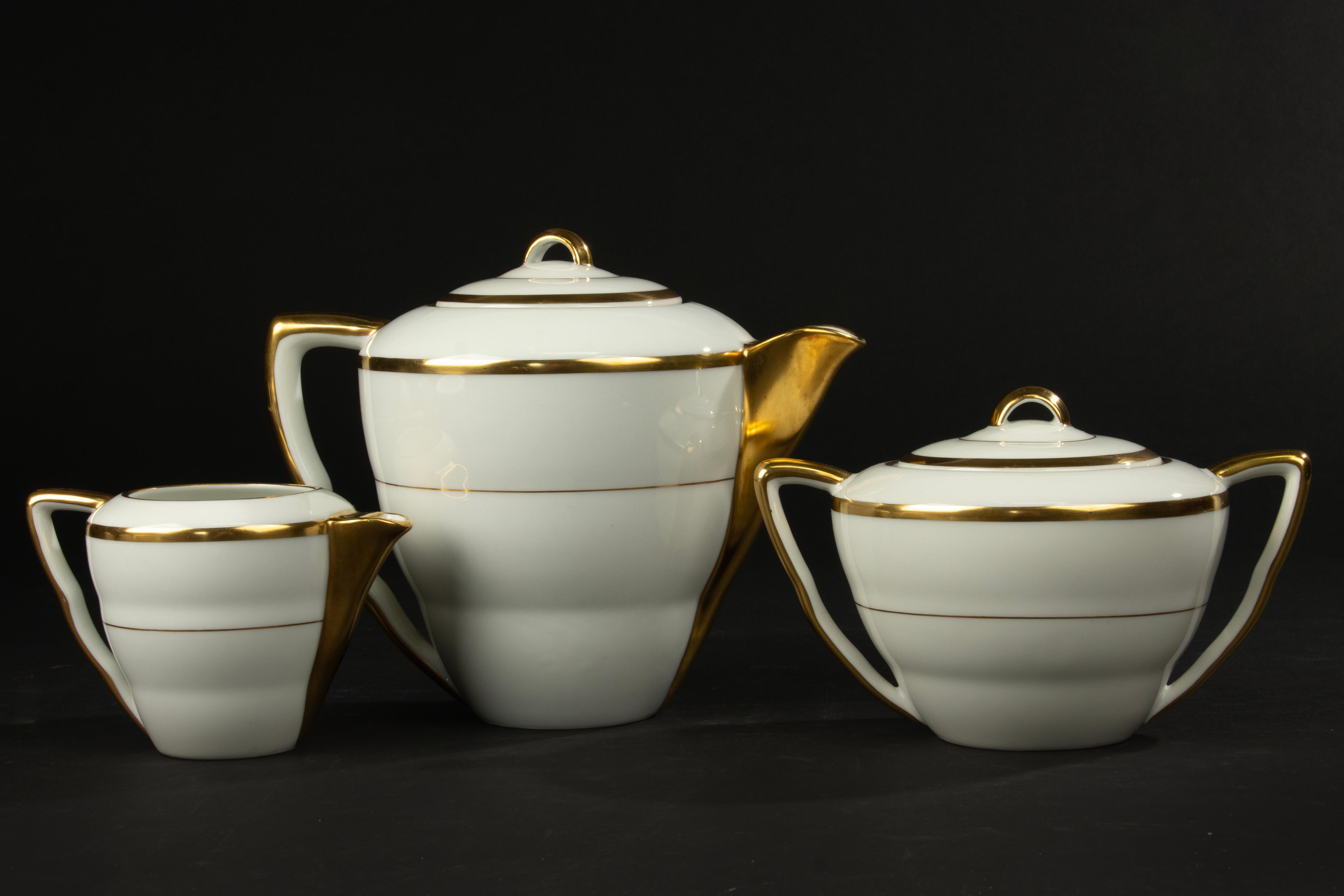 13-Piece Art Deco Tea Set - Limoges Porcelain - White and Gold For Sale 4