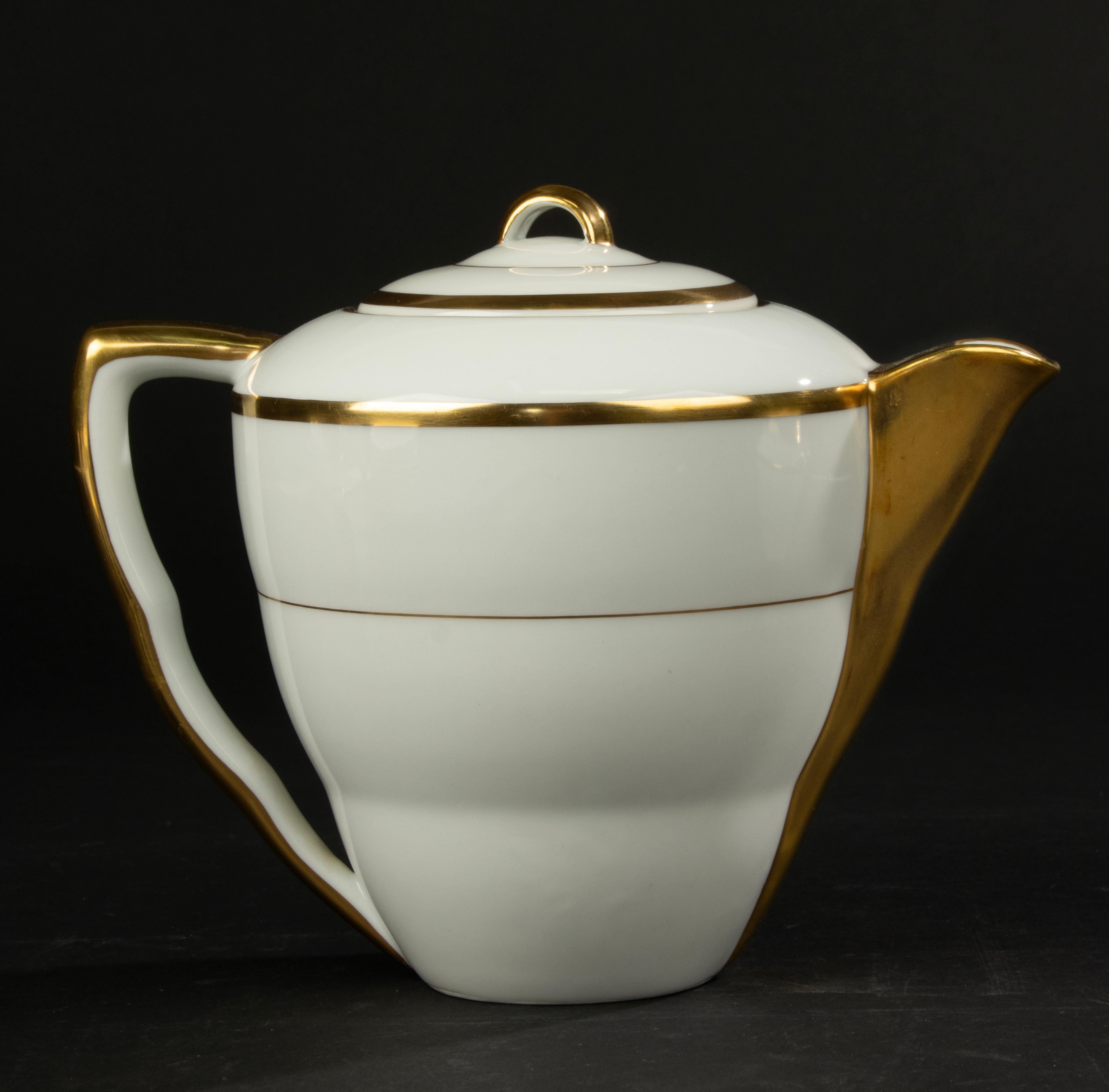 13-Piece Art Deco Tea Set - Limoges Porcelain - White and Gold For Sale 5